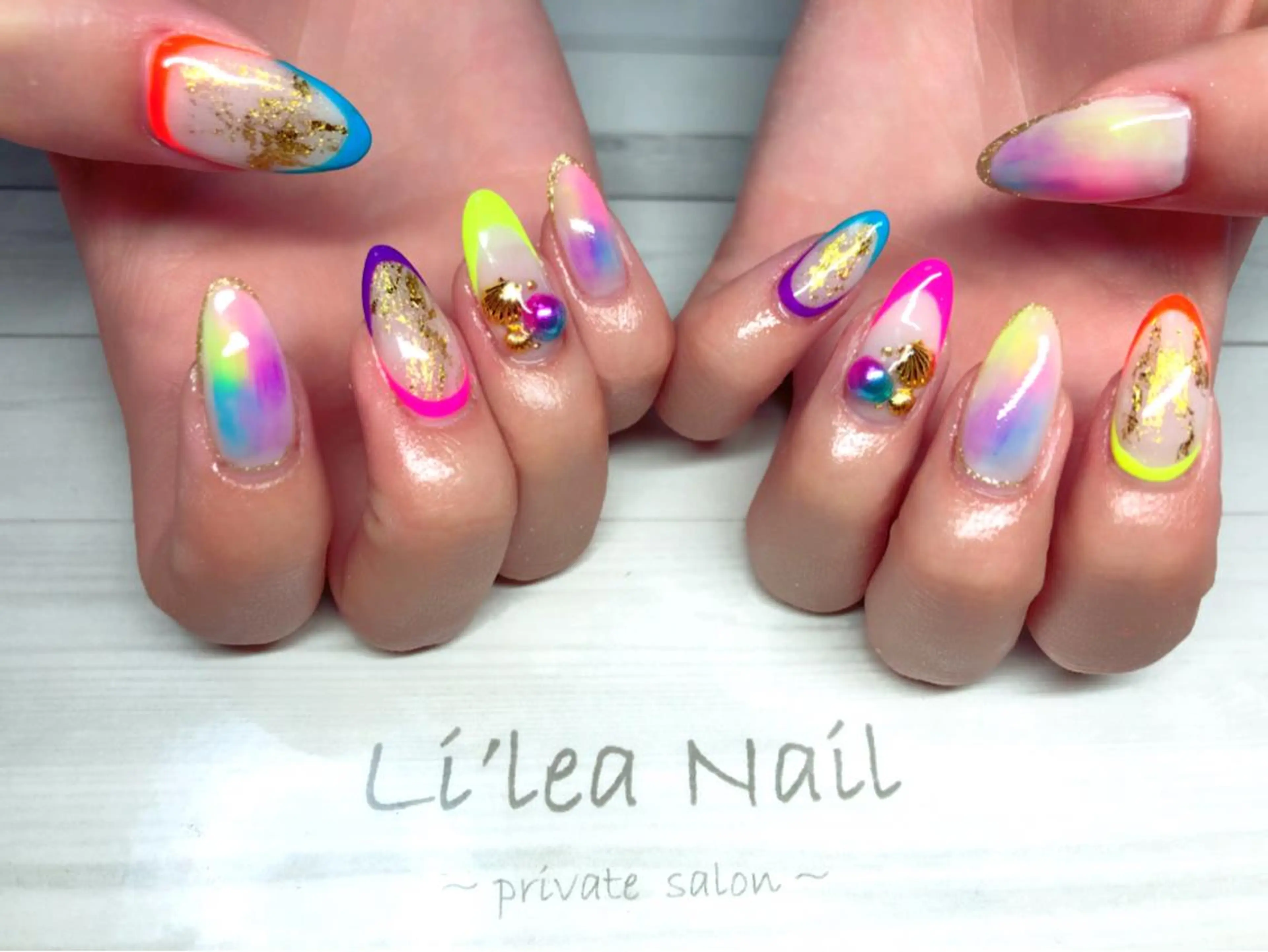 ネイル Li'leaNail AINAのネイルデザイン