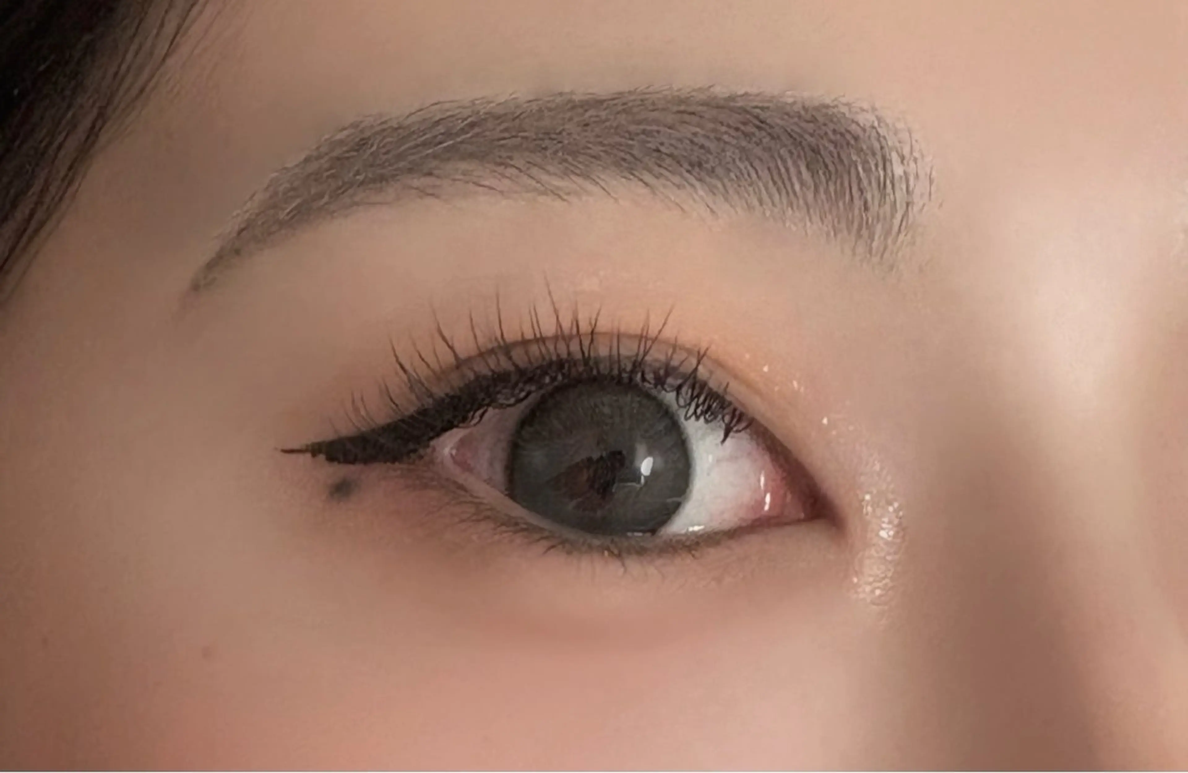 マツエク・マツパ 窪本 小果の眉毛・アイブロウイメージ