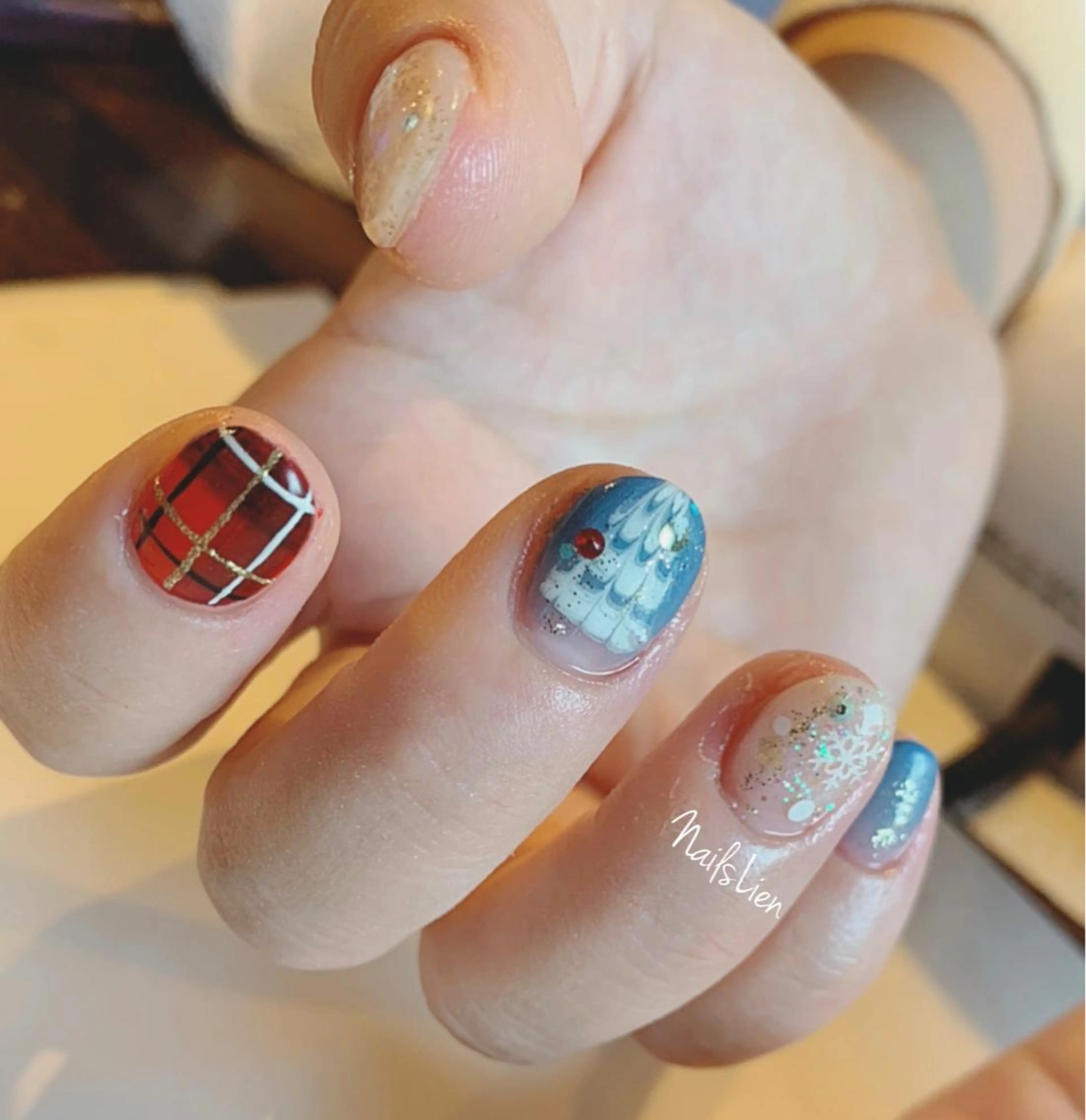 ネイル 冬ネイル クリスマス studio e n / RiNのネイルデザイン