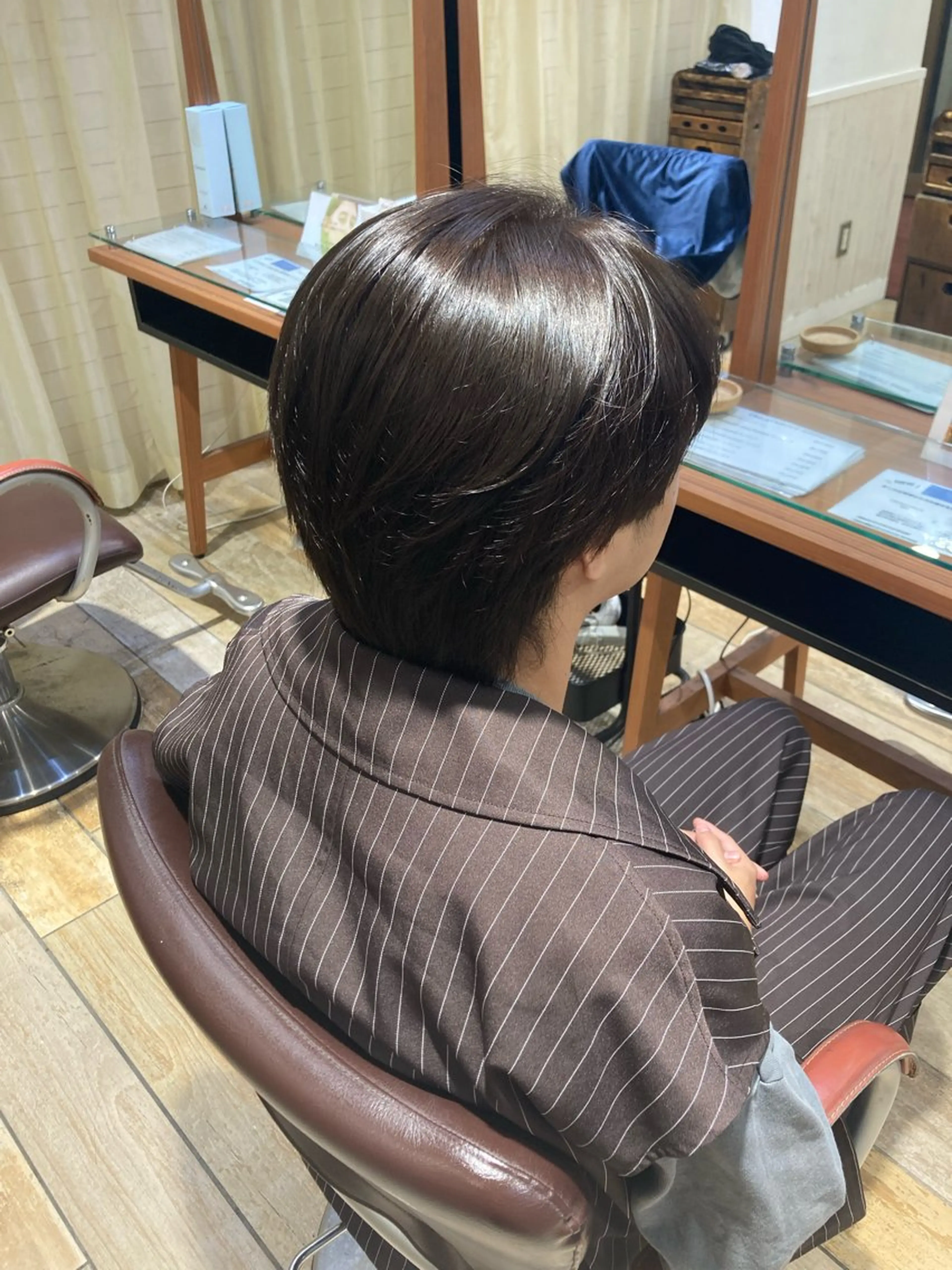 ショート カラー アッシュ 🫧ゆうき🪽 髪質改善/ハイライトのヘアスタイル