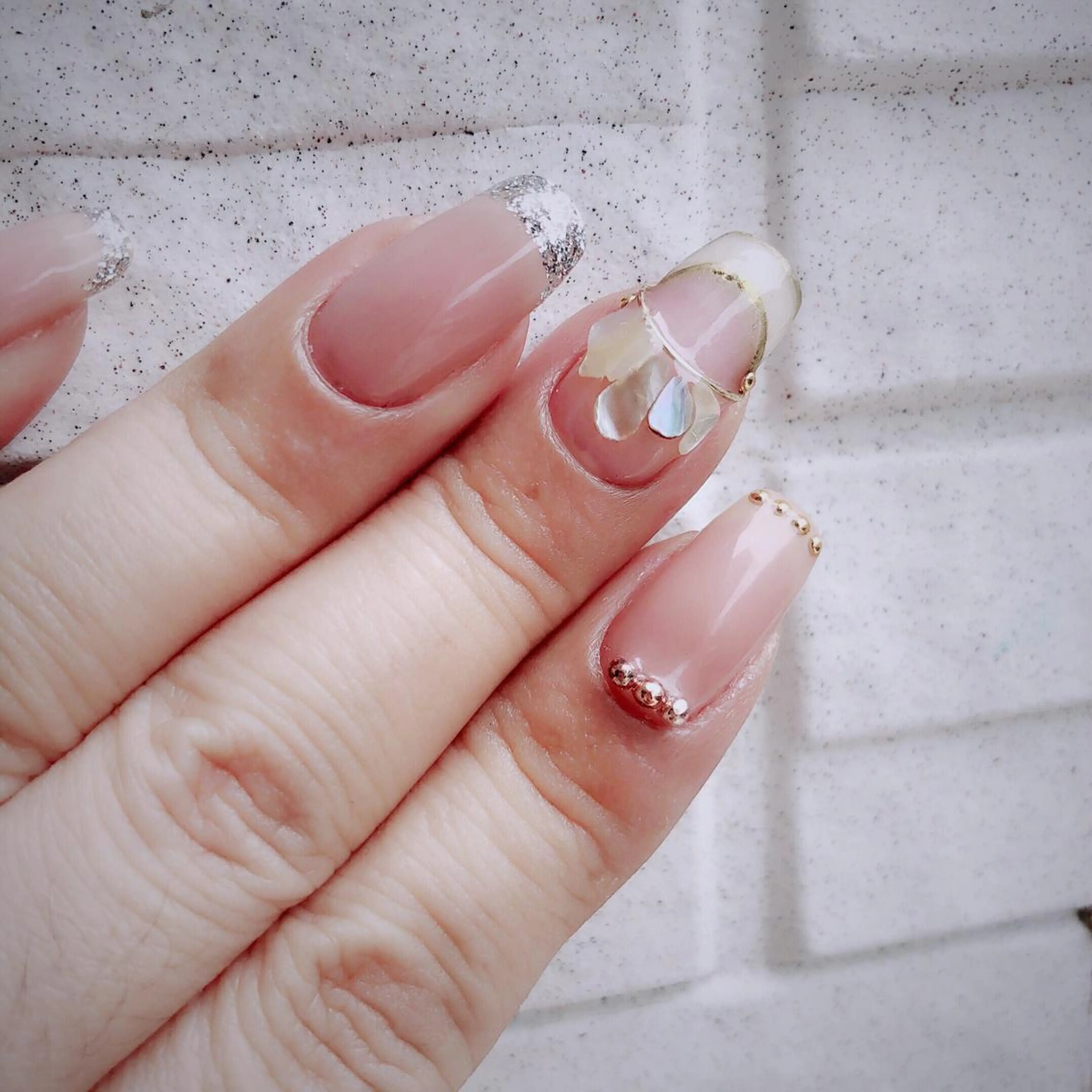 ミディアム めぐみのネイルサロン スタッフ練習のネイルデザイン