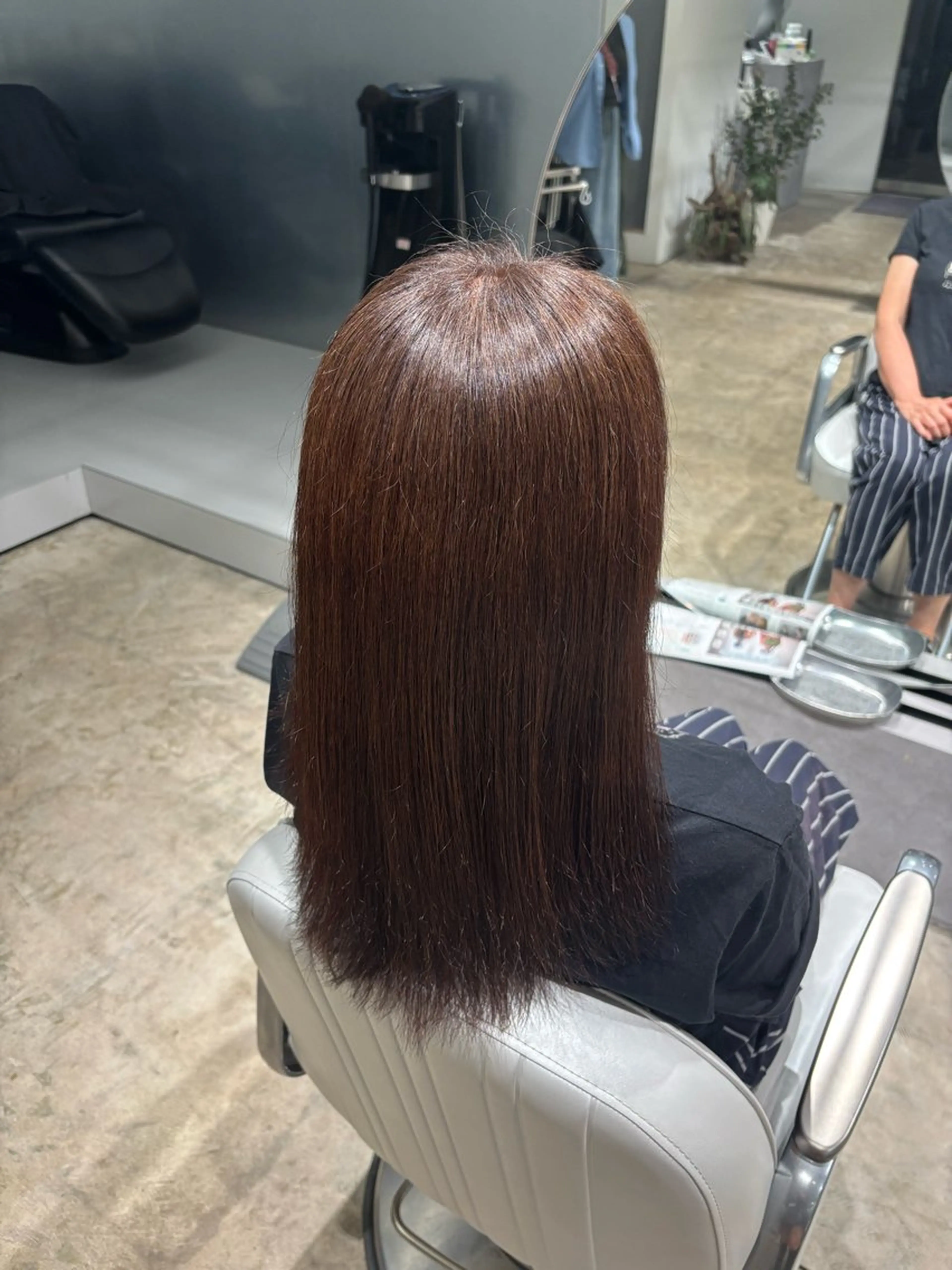 セミロング カラー ヘアカラー 山森 沙耶のヘアスタイル