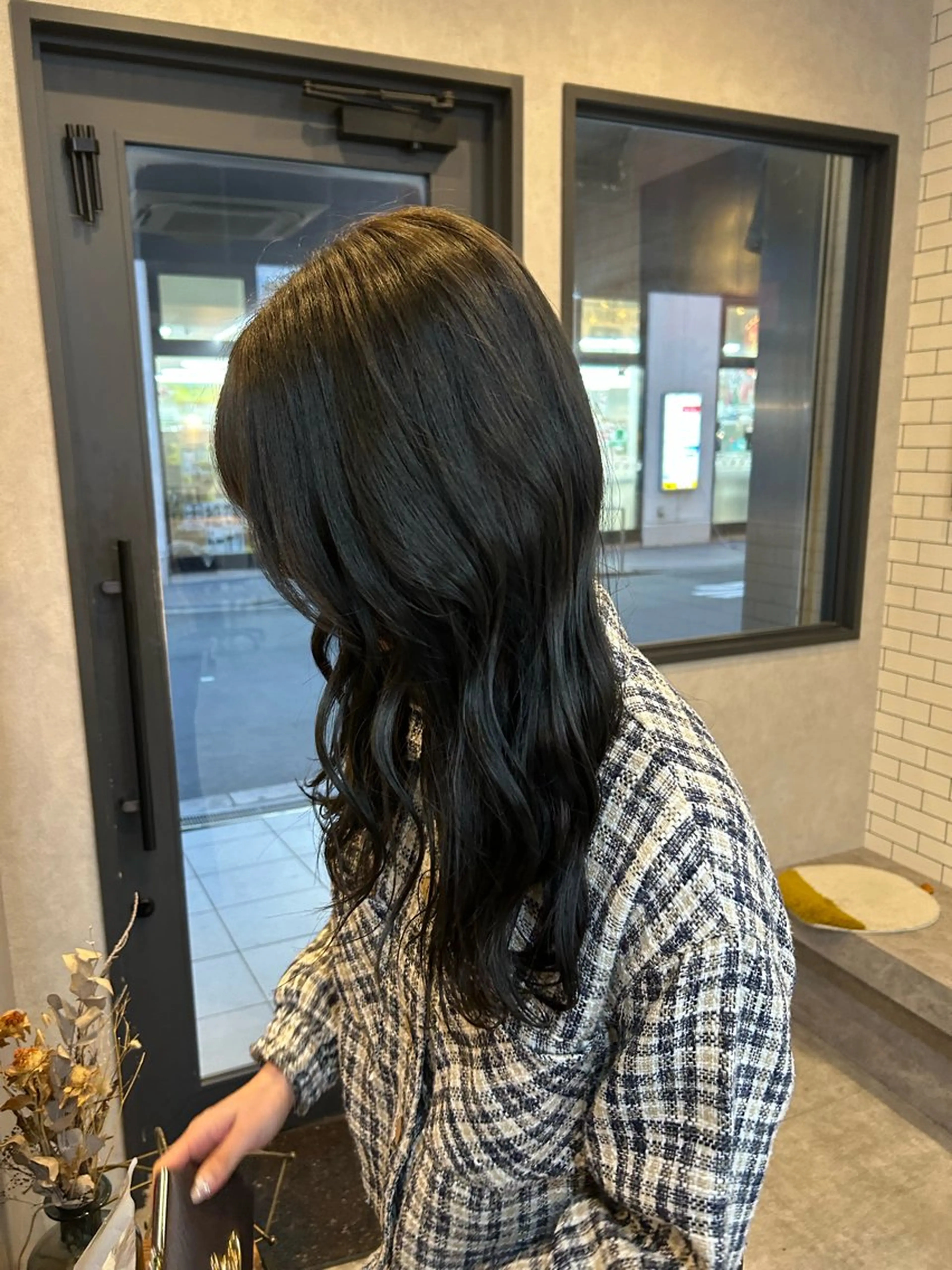 セミロング カラー いなみね はるきのヘアスタイル