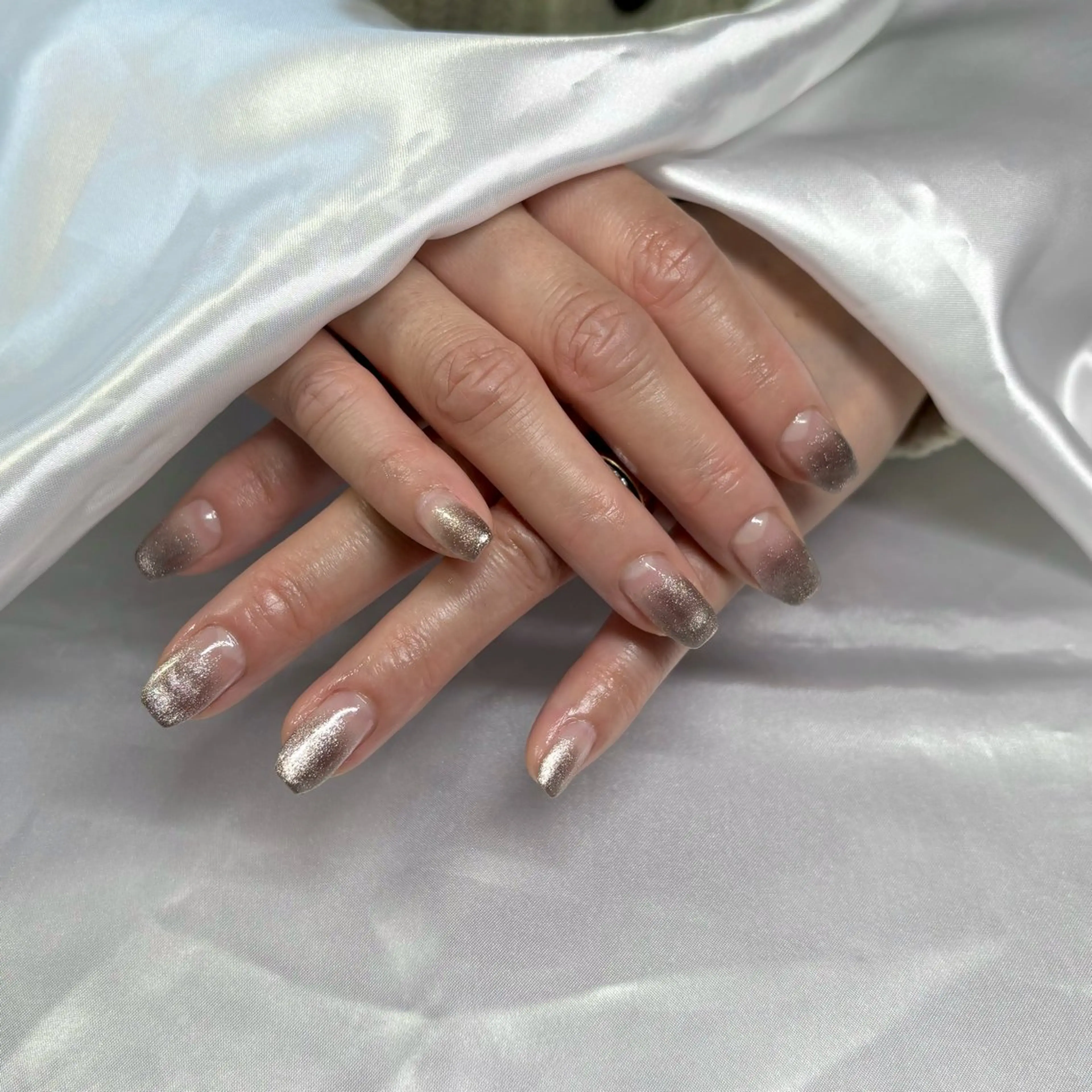 ネイル グラデーション マグネットネイル 山田 麻樹のネイルデザイン