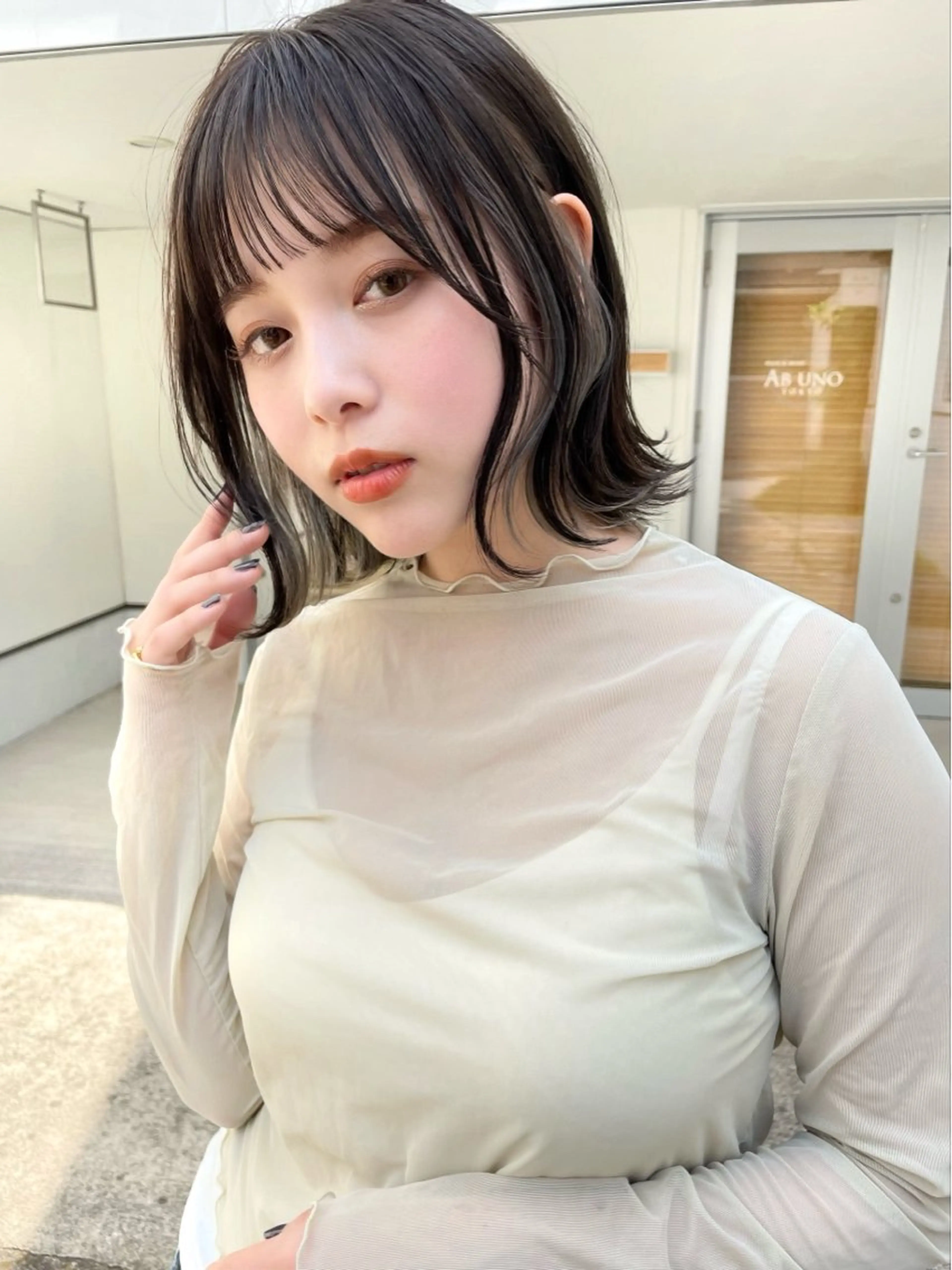 ミディアム ボブレイヤー ボブ くびれヘア 顔周りカット 韓国風ヘア カット ヘアカラー 結べるレイヤーボブ くびれLady表参道のヘアスタイル