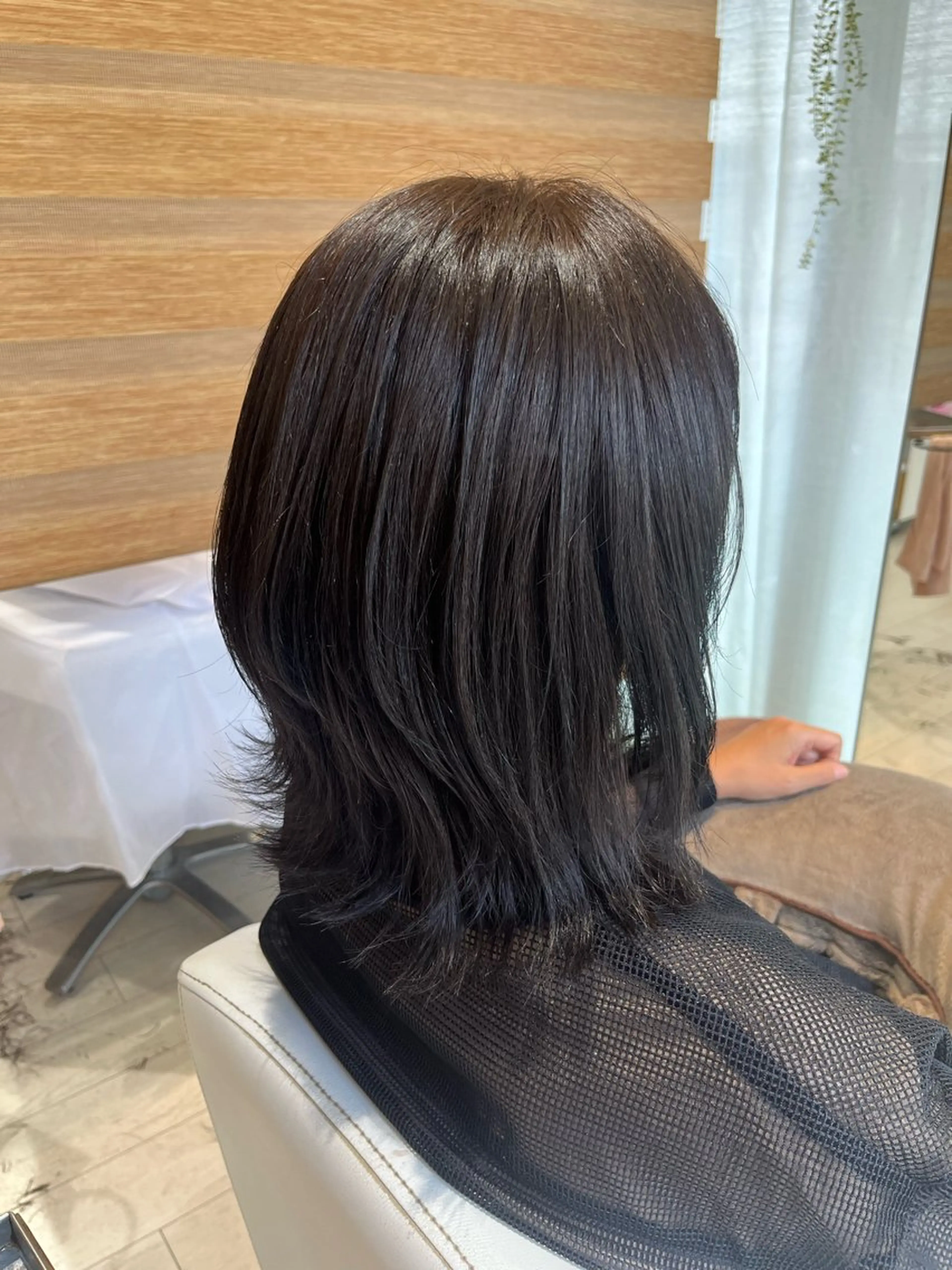 セミロング 須藤 百合香のヘアスタイル