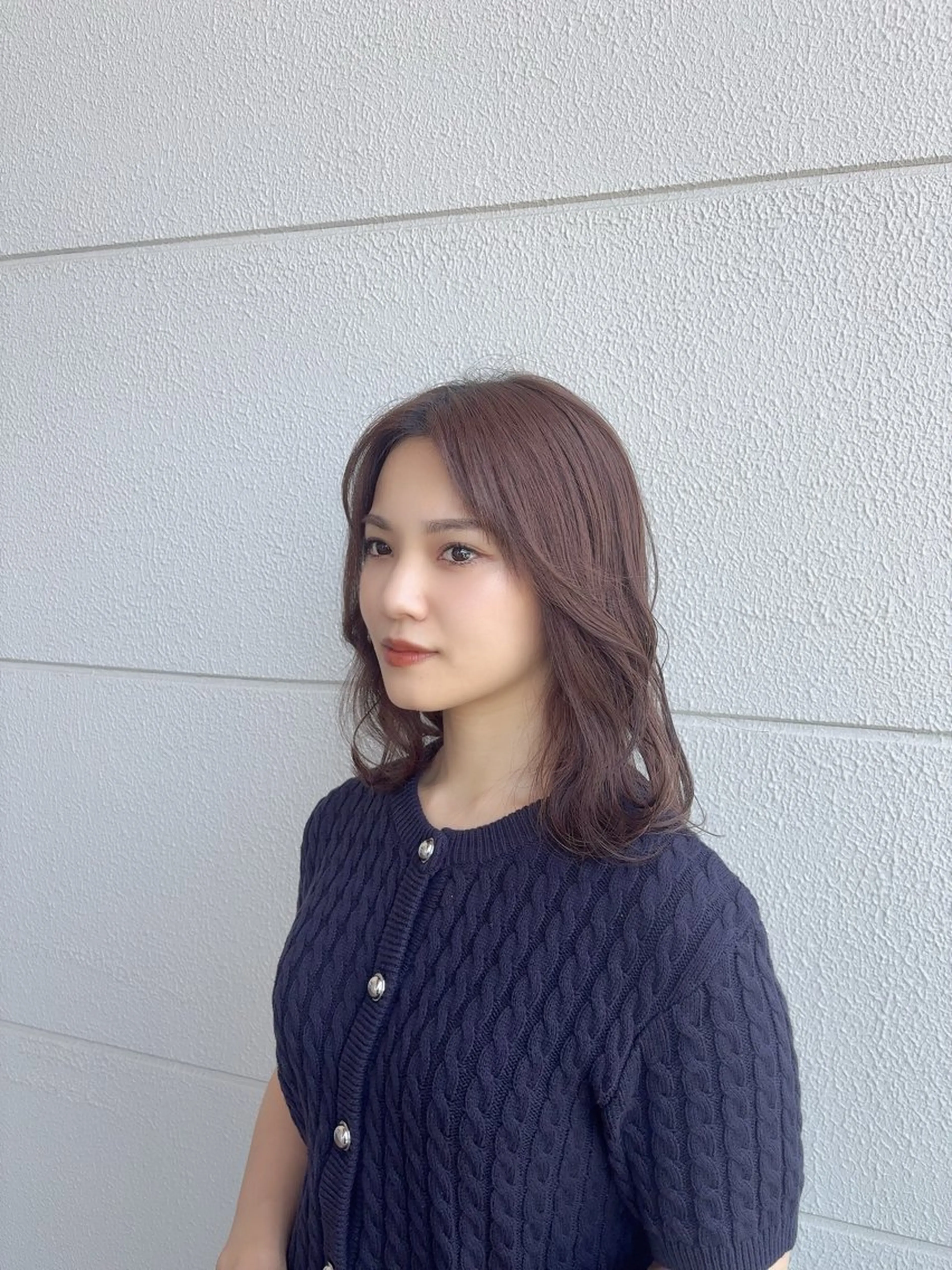 ミディアム 本村 あやかのヘアスタイル