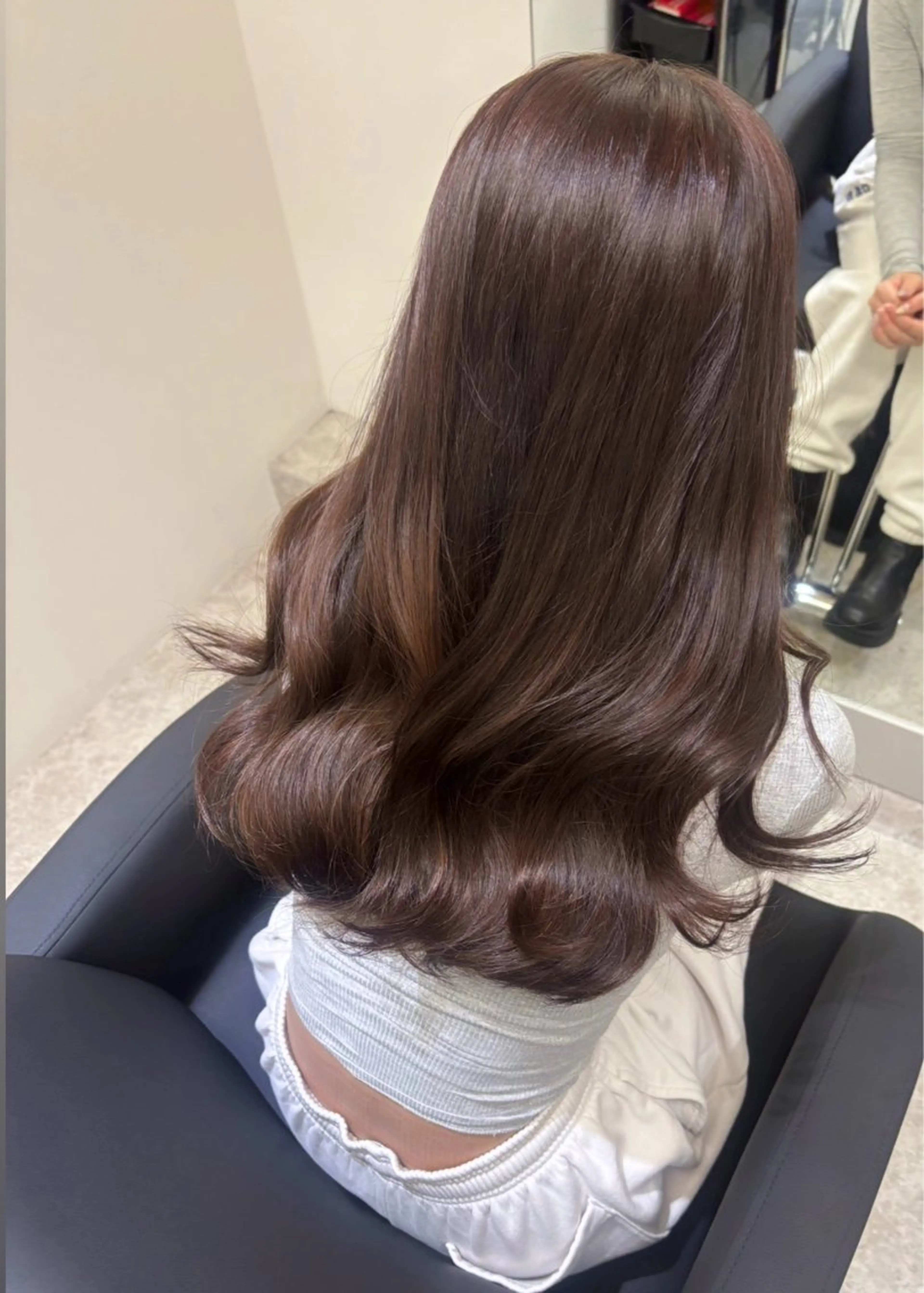 ロング ヘアカラー 西村 理伽のヘアスタイル