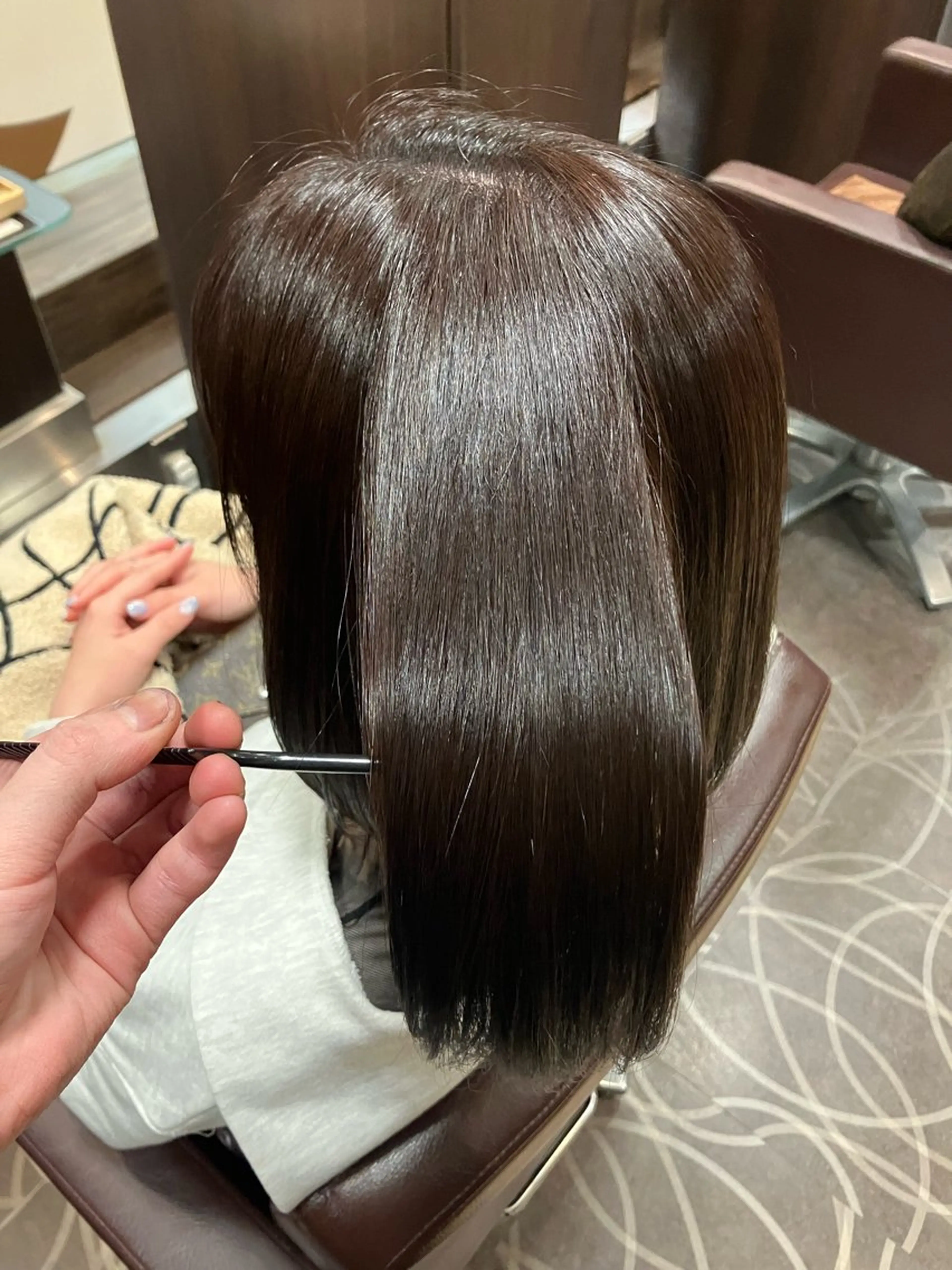 ミディアム カラー ブラウンカラー パープルカラー パープルブラウン 小池 穂果/ 府中のヘアスタイル