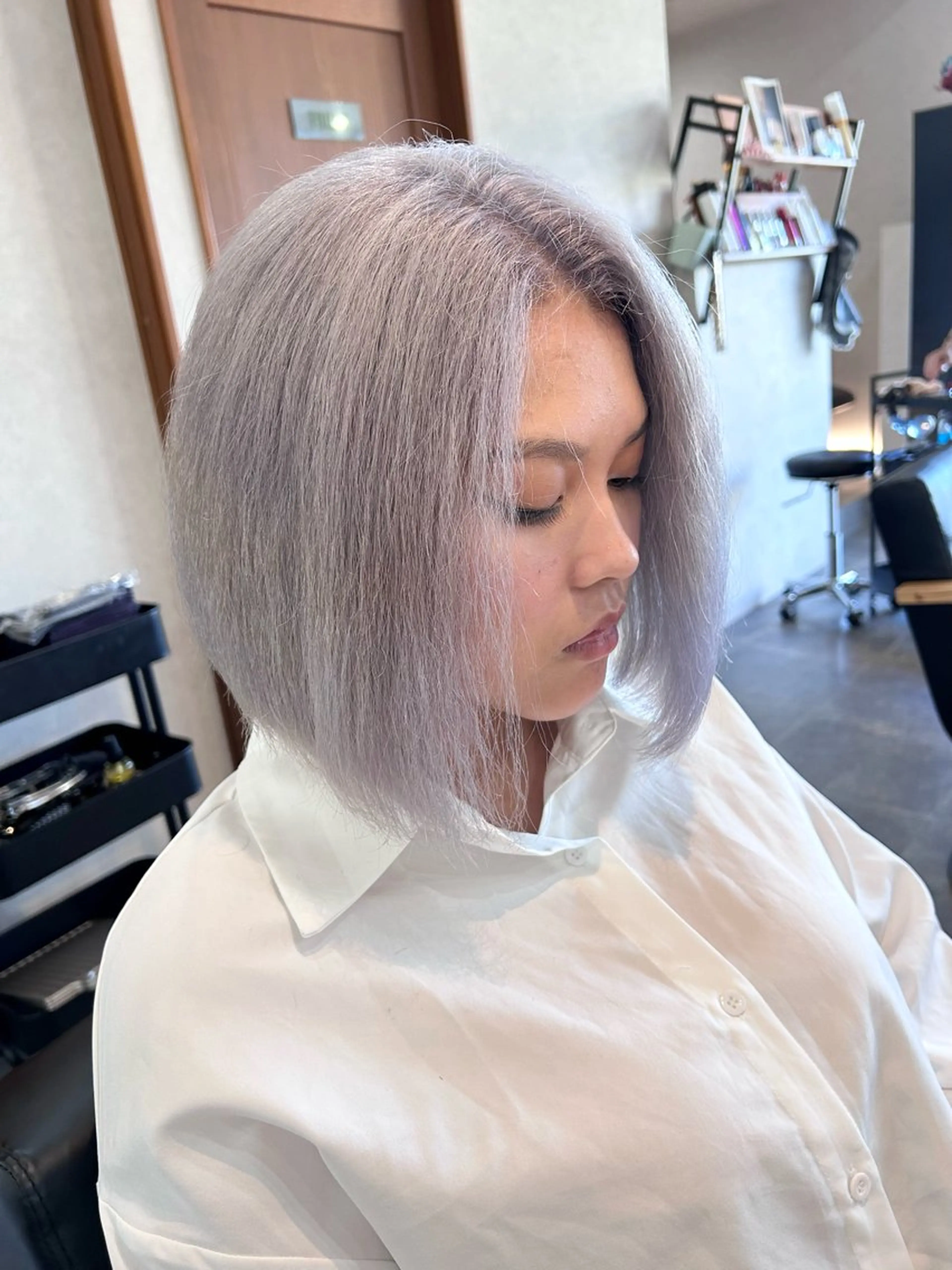 ショート カラー 井手 孔介のヘアスタイル