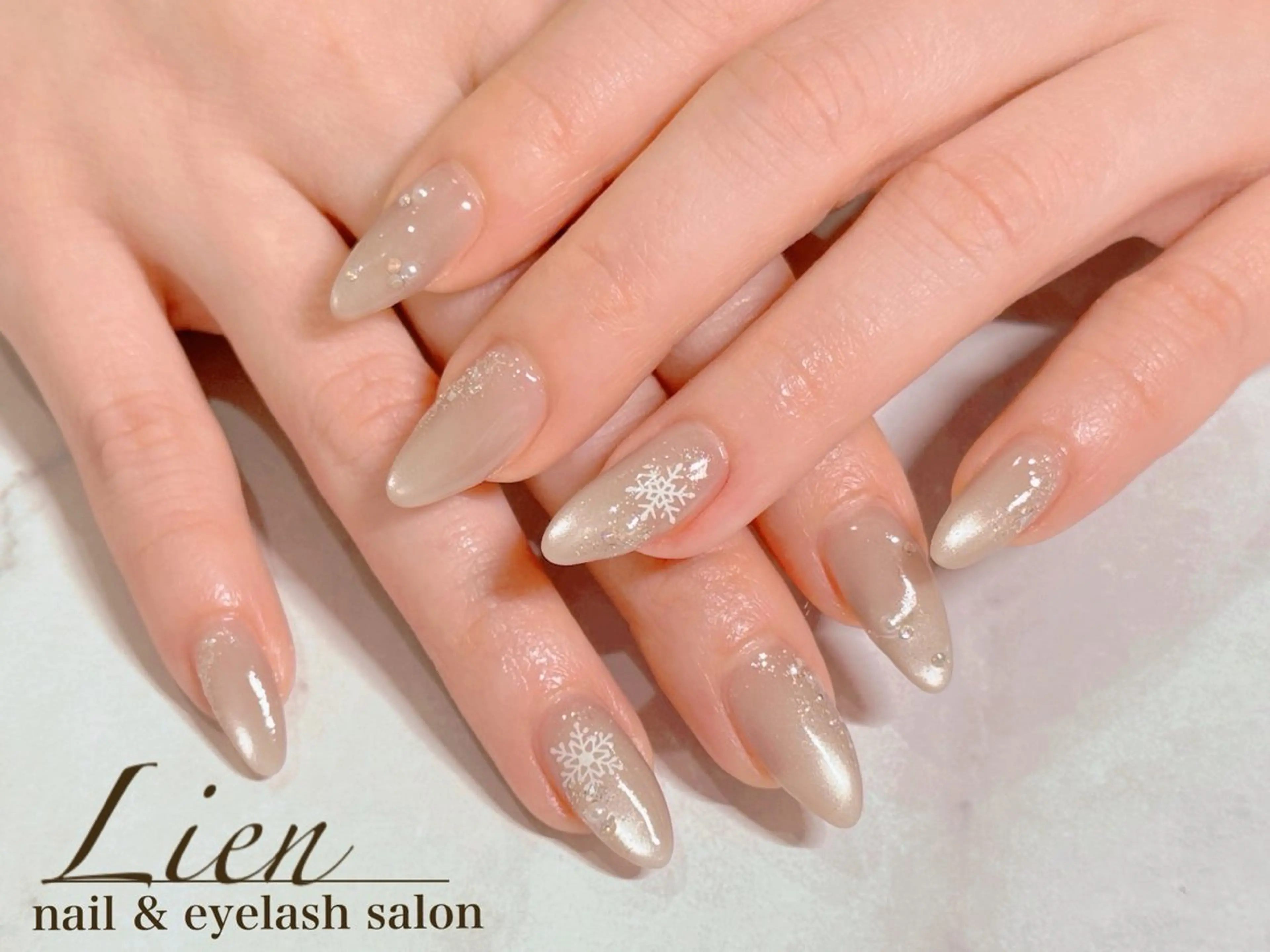 ネイル 長さ出し フットネイル フレンチネイル ジェルネイル ガラスフレンチ Lien（リアン） 銀座駅6分のネイルデザイン
