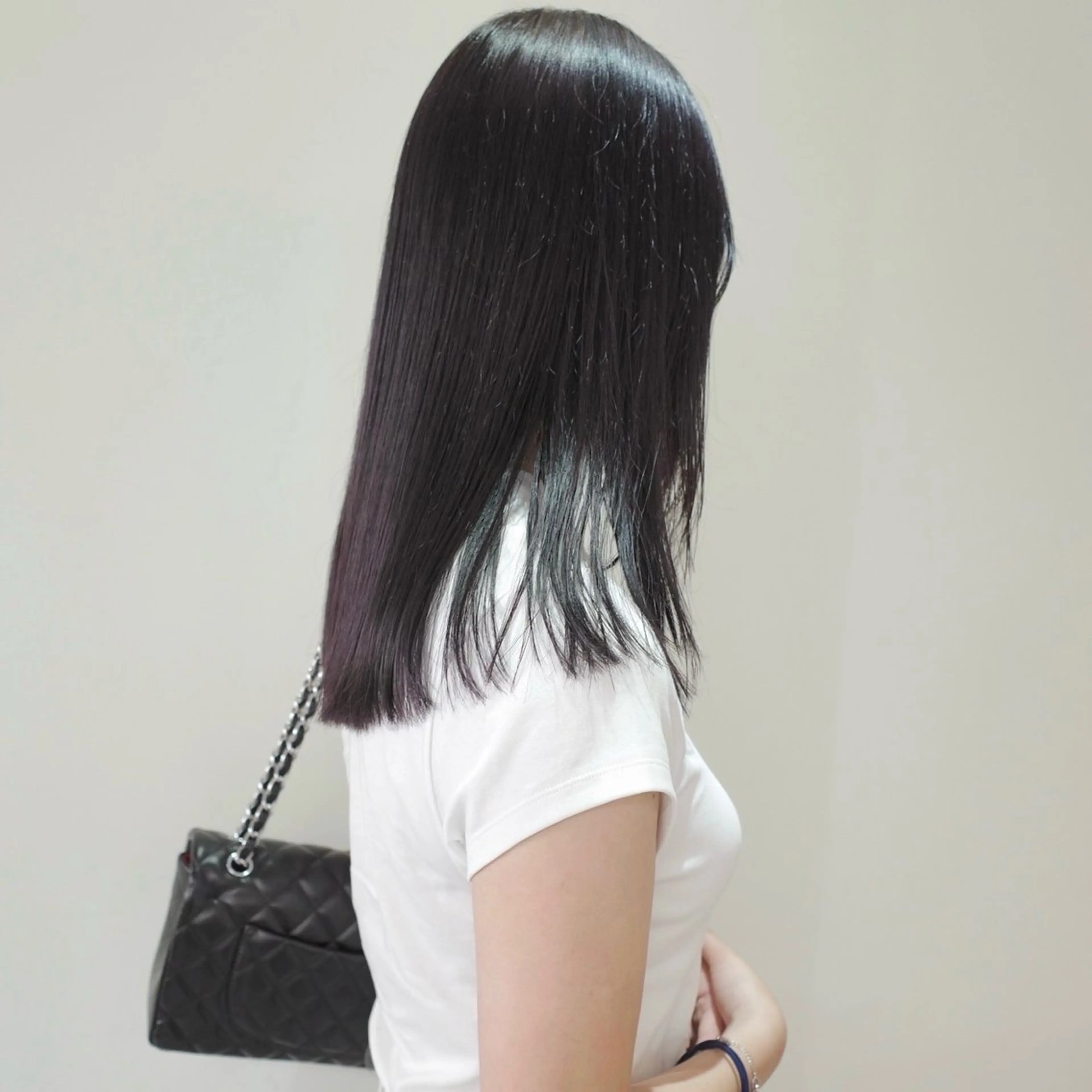 セミロング カラー 透明感カラー 顔まわりレイヤー 顔周りカット ハッシュカット レイヤーカット カット ヘアカラー トリートメント nonoka オリーブ/レイヤーのヘアスタイル