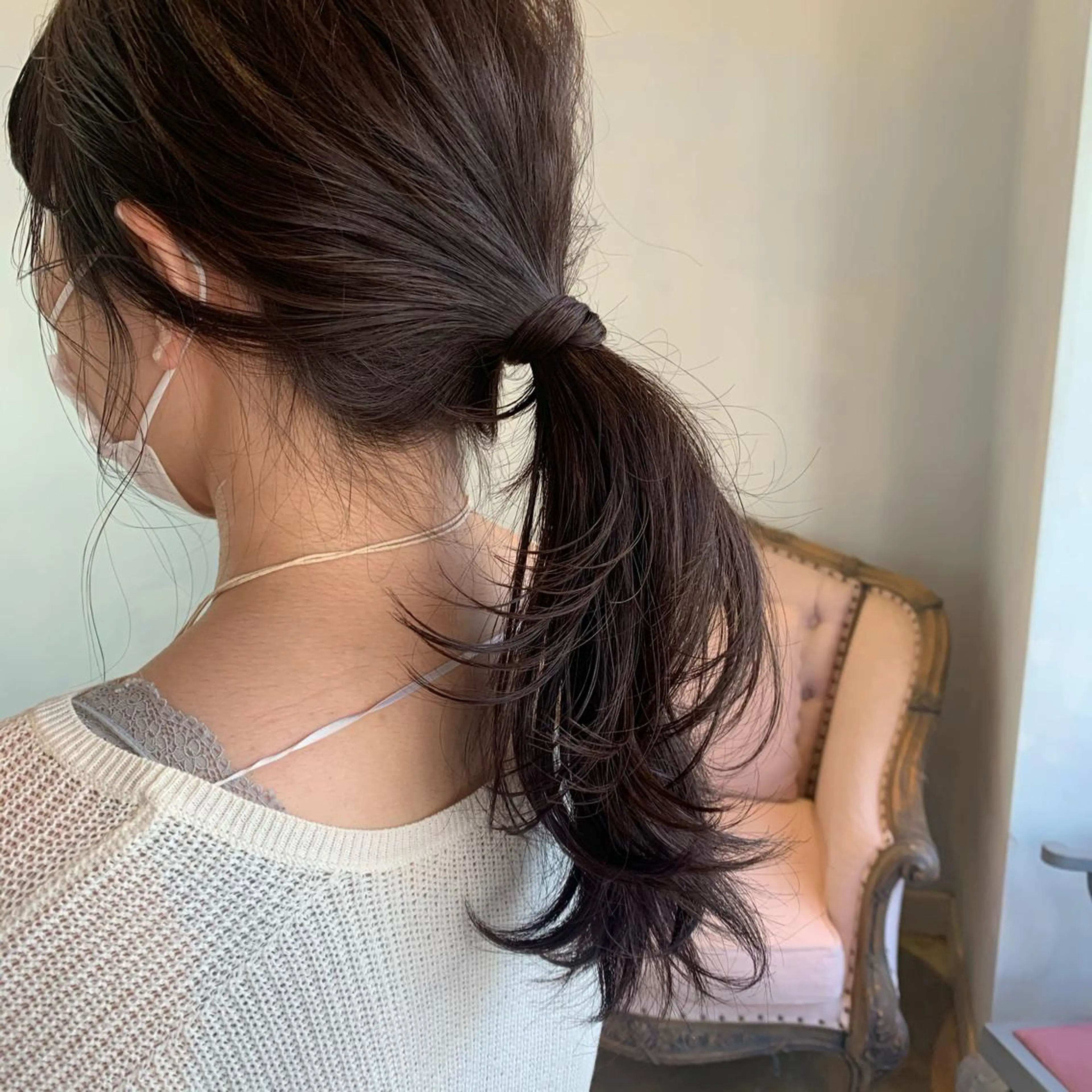 ロング カラー SAKINO． ベージュカラーのヘアスタイル