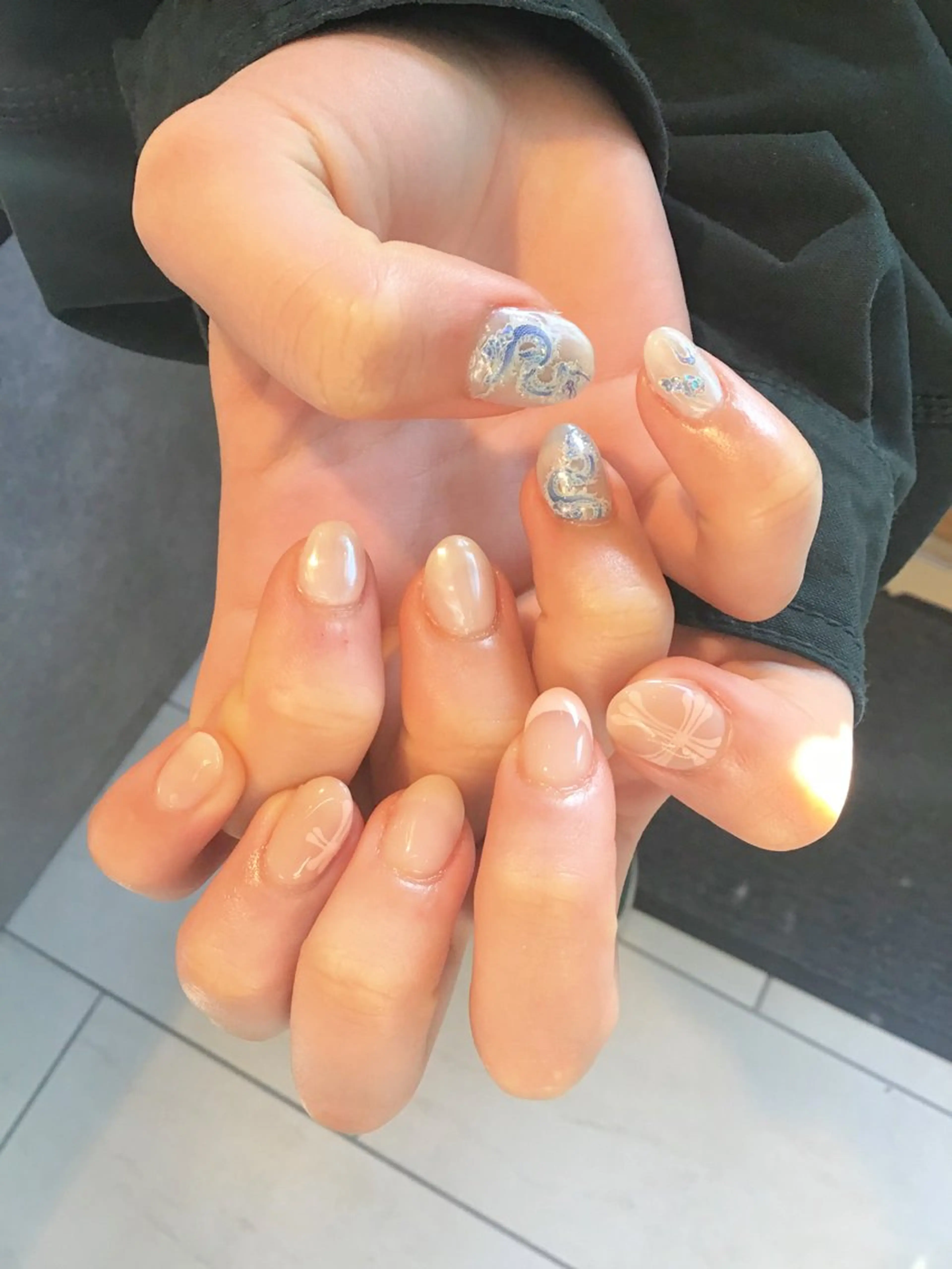 ネイル 持ち込み Nest 岩崎のネイルデザイン