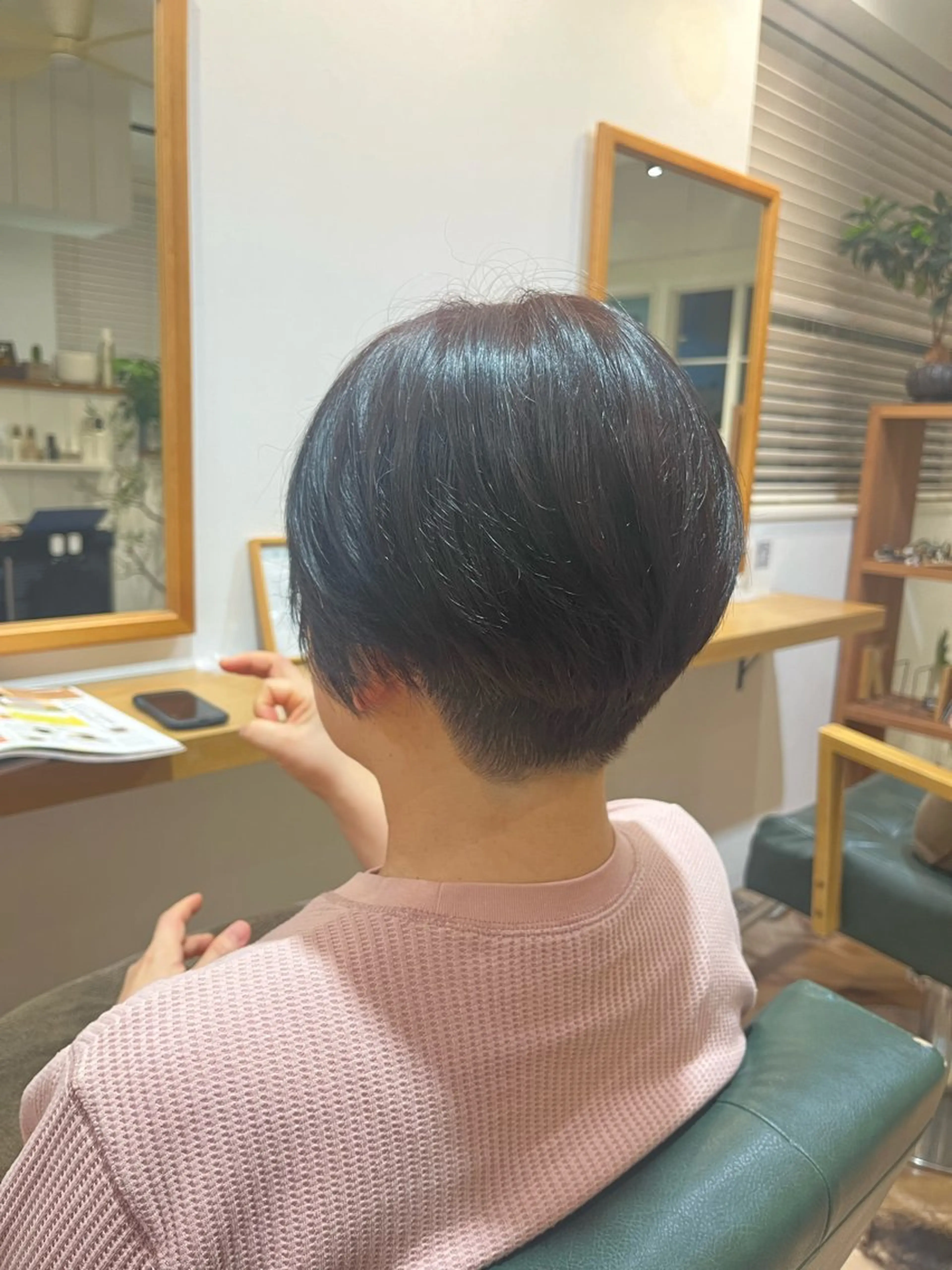 ショート カット 武田 綺音のヘアスタイル