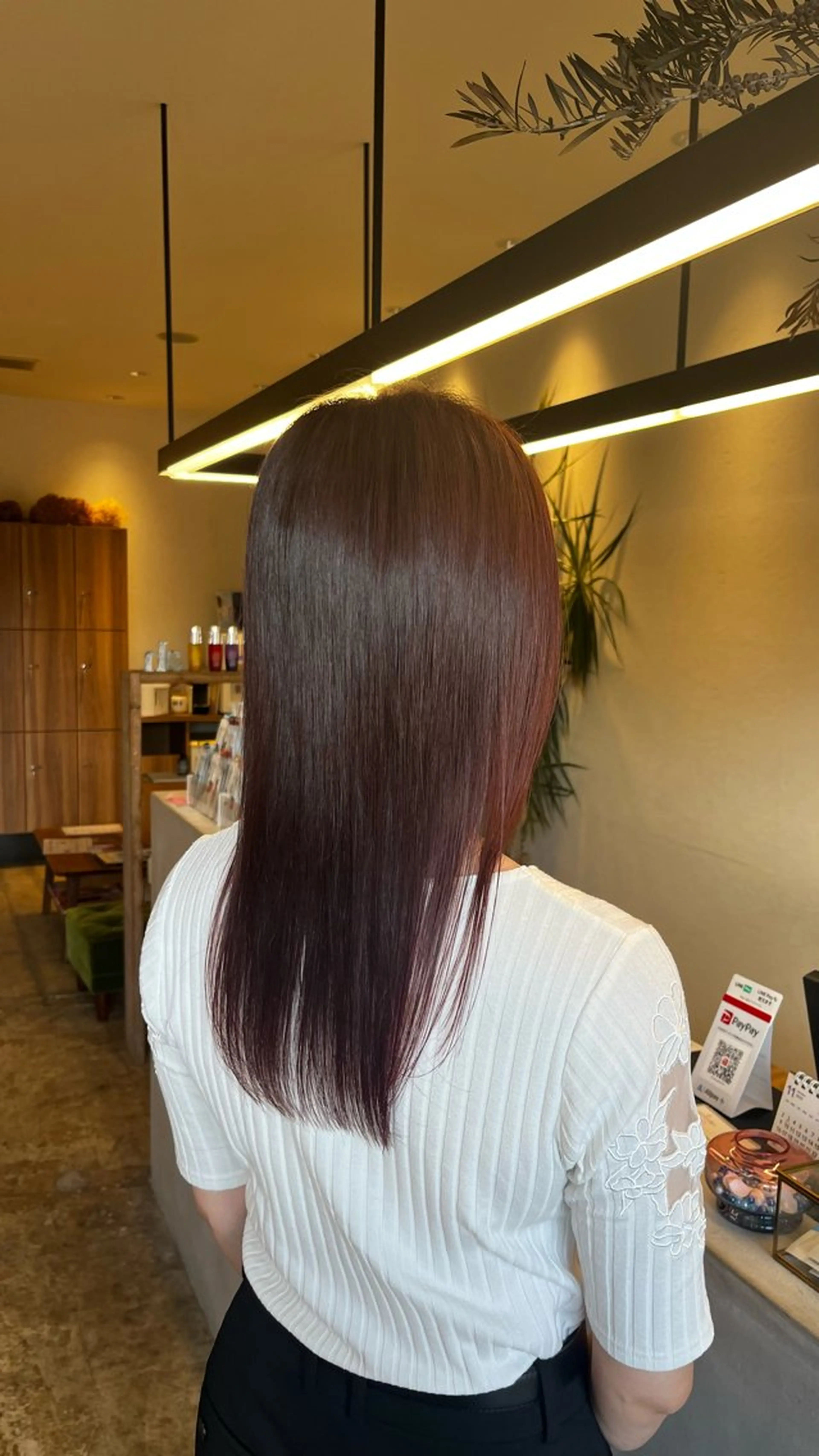 カラー 坂下 かのんのヘアスタイル