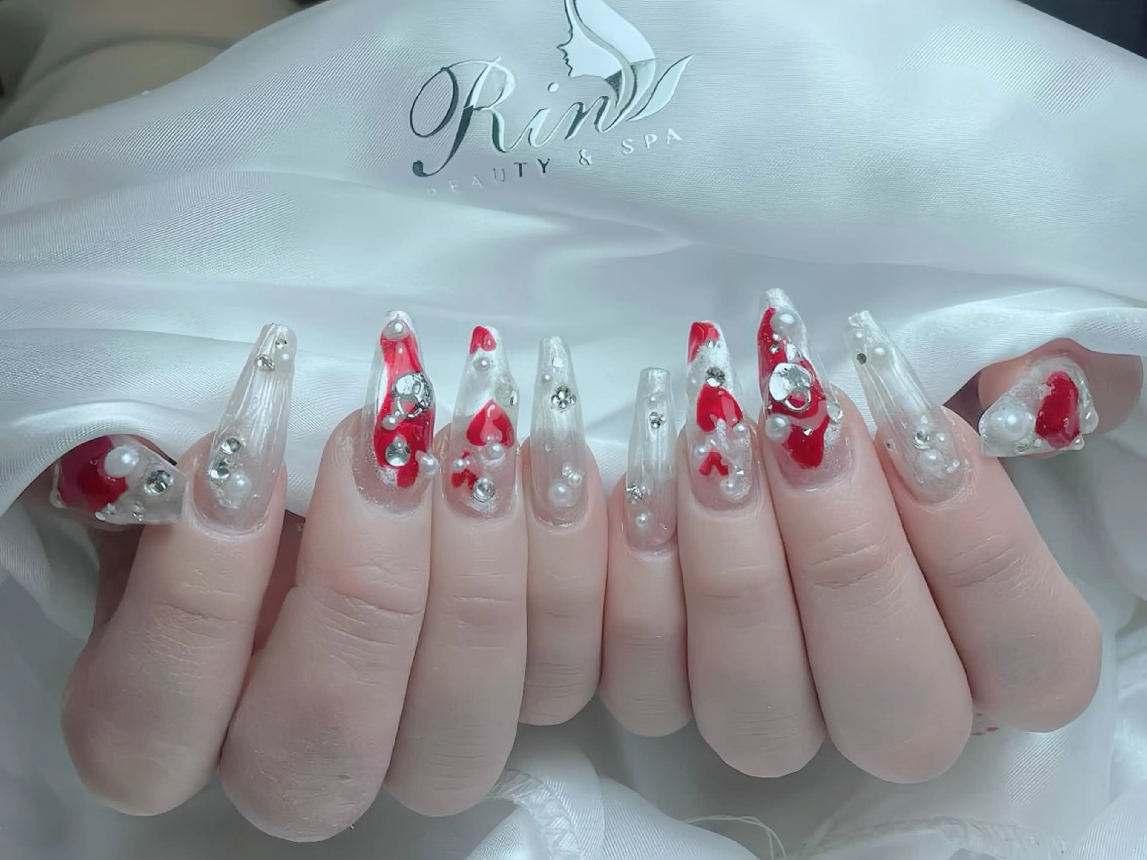 メンズ ネイル メンズ韓国風 クリスマス ボルドー フレンチネイル グラデーション ハンドネイル Rin Nail 新大久保店のネイルデザイン
