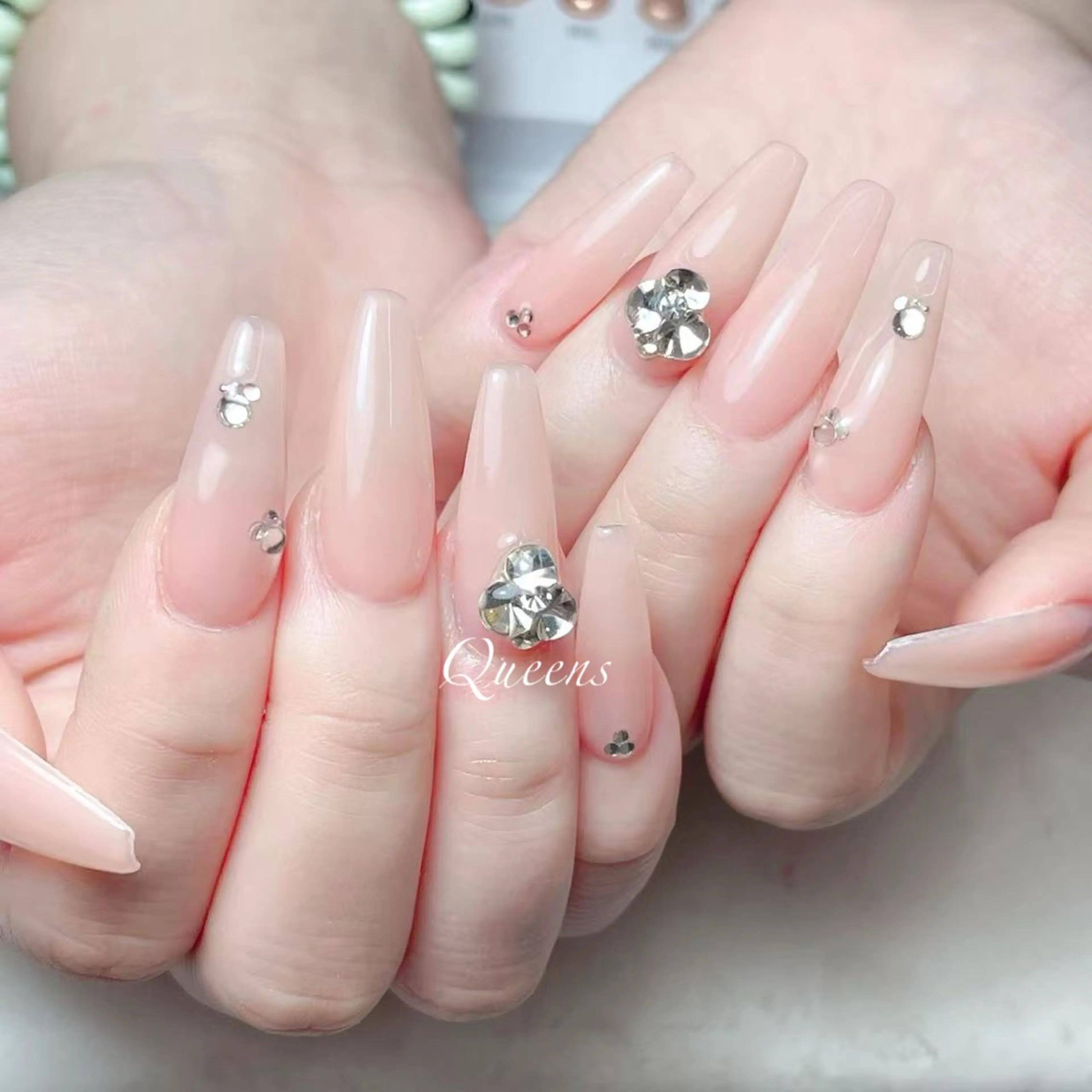 ネイル ハンドネイル Queens マオのネイルデザイン