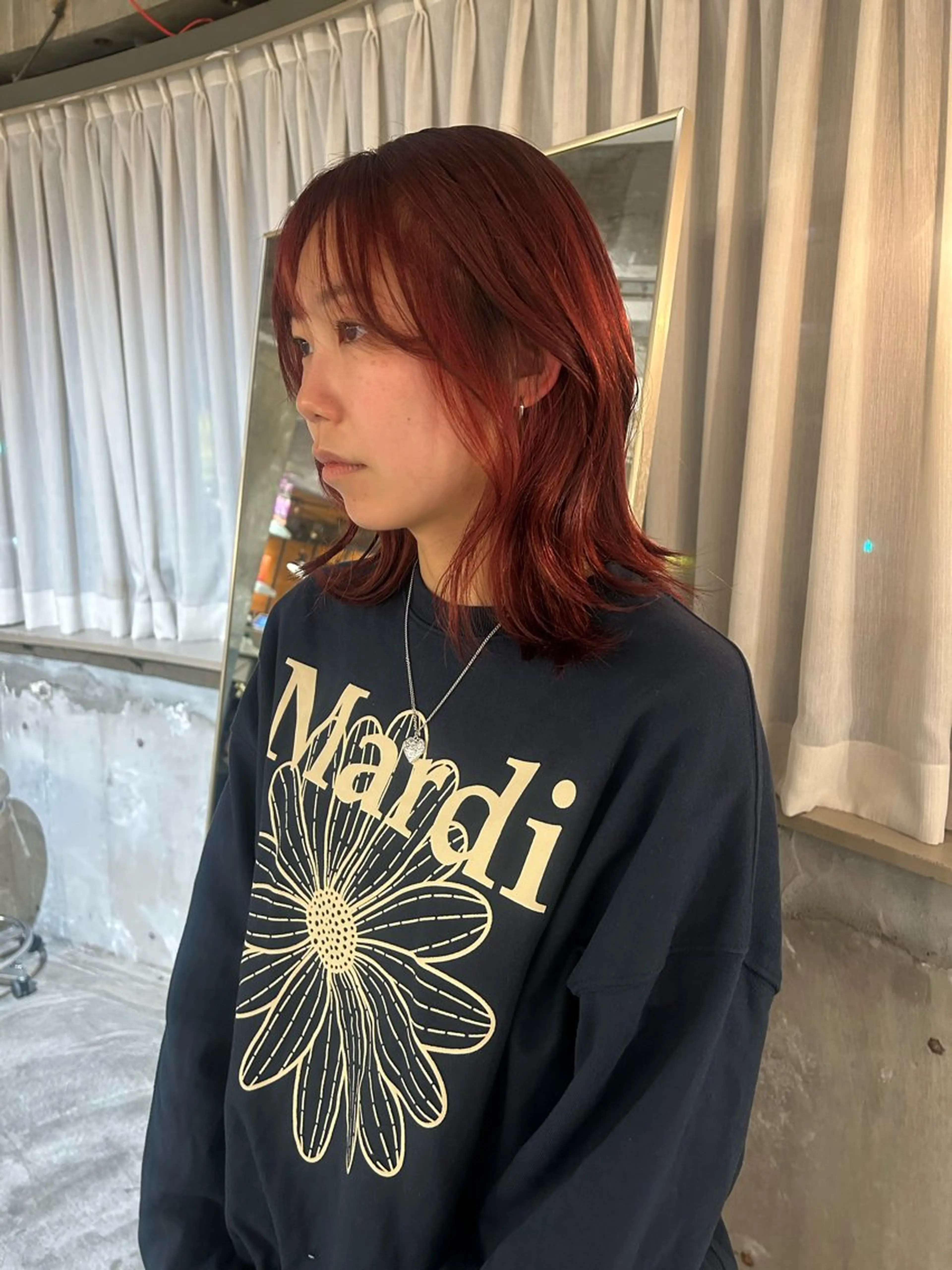 ミディアム カラー ブリーチ レッドカラー 海外レイヤー /NAGISAのヘアスタイル
