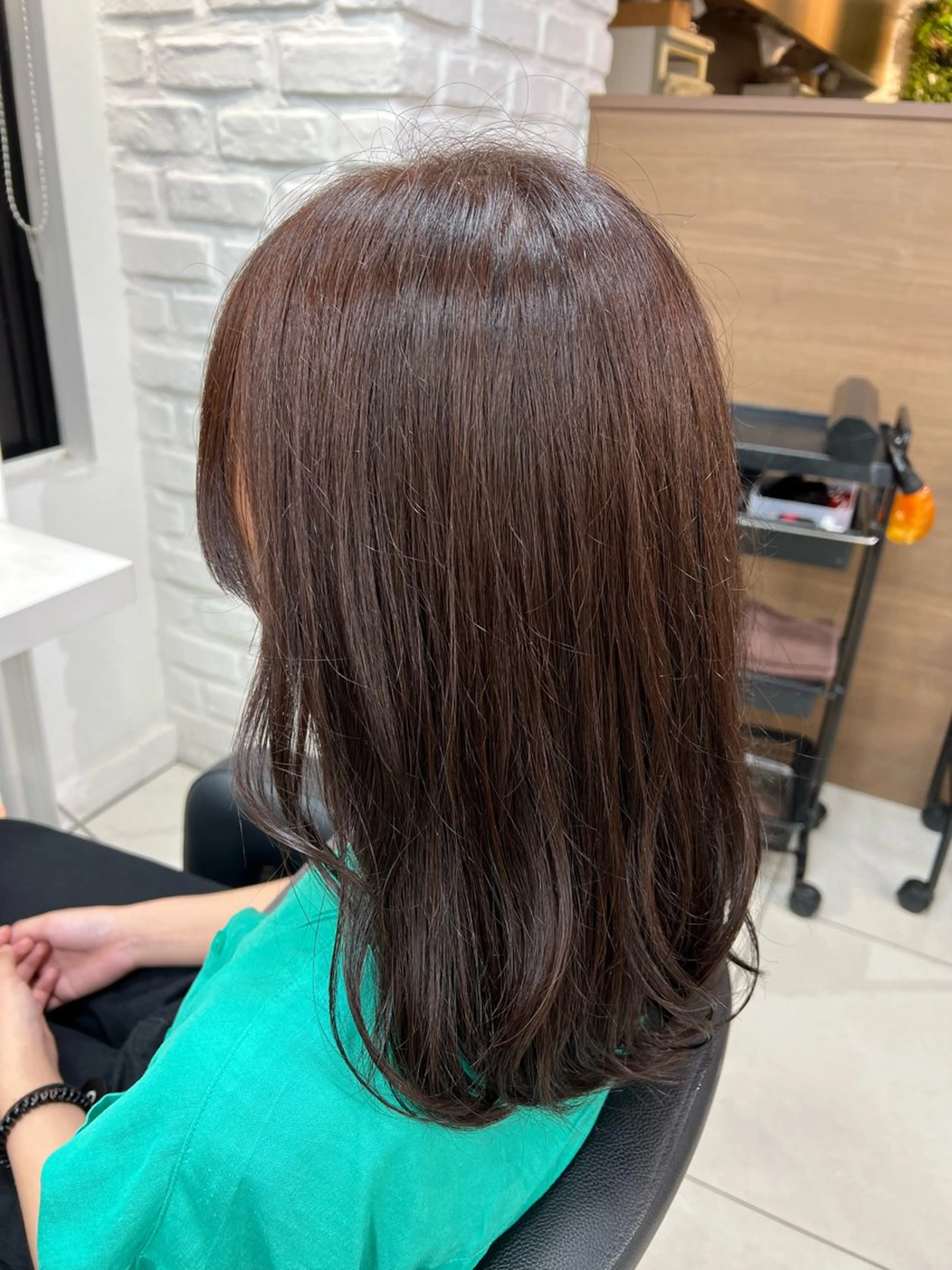 セミロング カラー ブリーチ ブラウンカラー ブリーチなしカラー カット ヘアカラー 【暖色カラー特化】 中山由梨のヘアスタイル