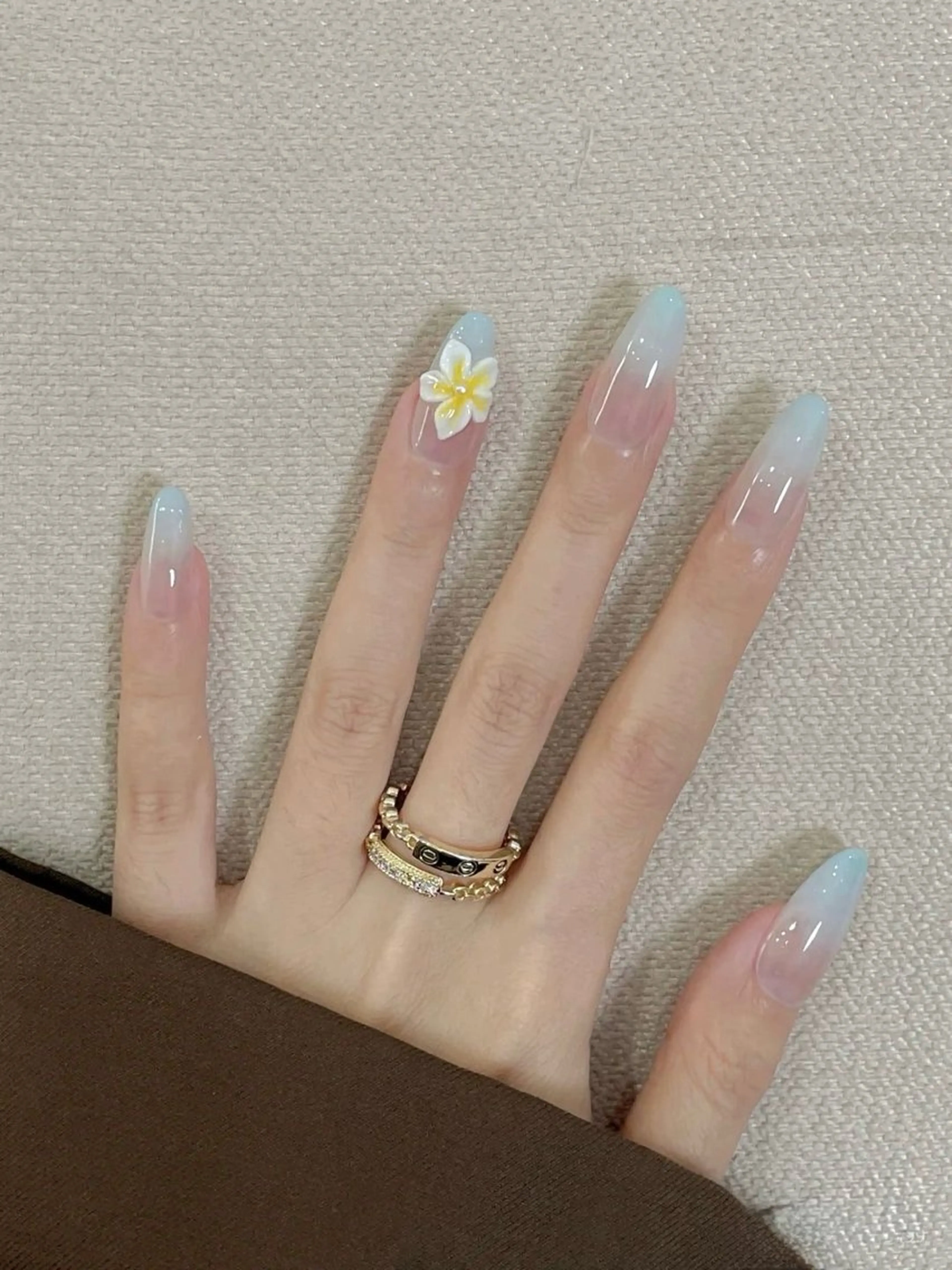 ネイル 長さ出し フレンチネイル グラデーション 卒業式 マグネットネイル ハンドネイル MIHANA NAILのネイルデザイン