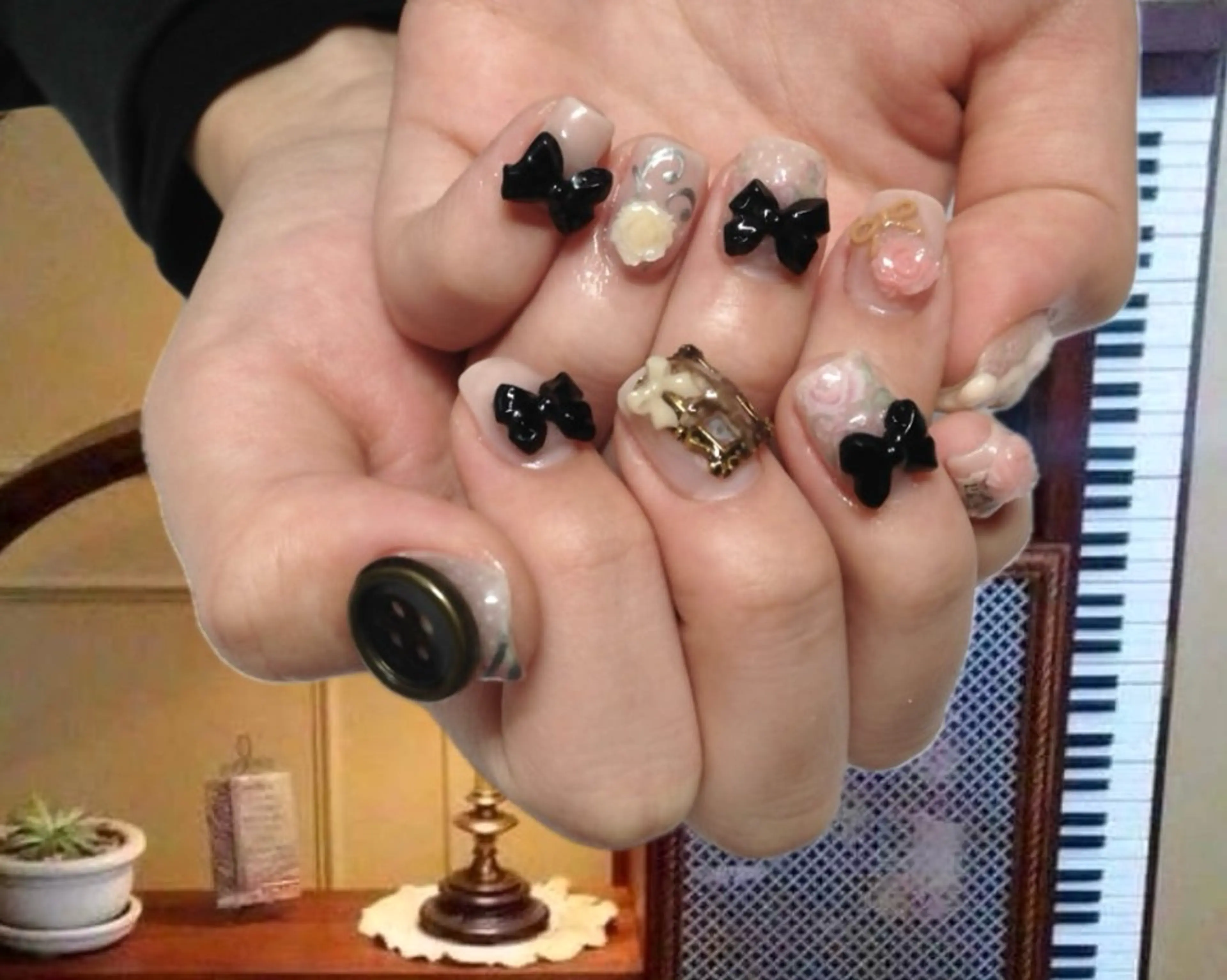 ネイル ニコネイル 中野店所属・ニコネイル MAAYAのネイルデザイン