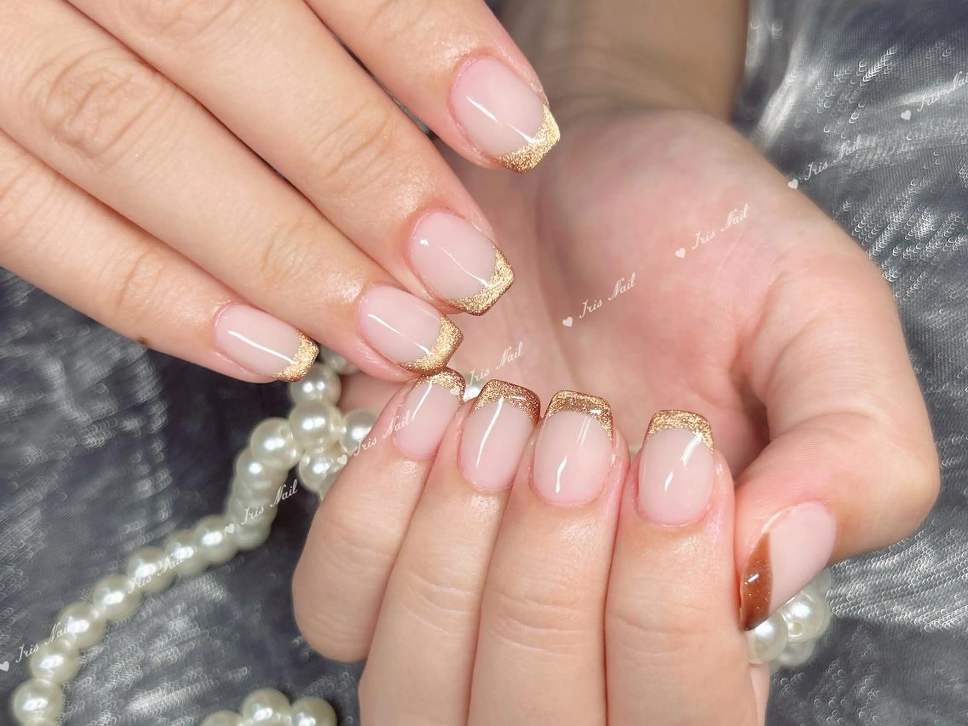 ネイル フレンチネイル キラキラネイル マグネットネイル マグネットフレンチ ハンドネイル ハンドケア 🍒IRIS Nail🌸のネイルデザイン