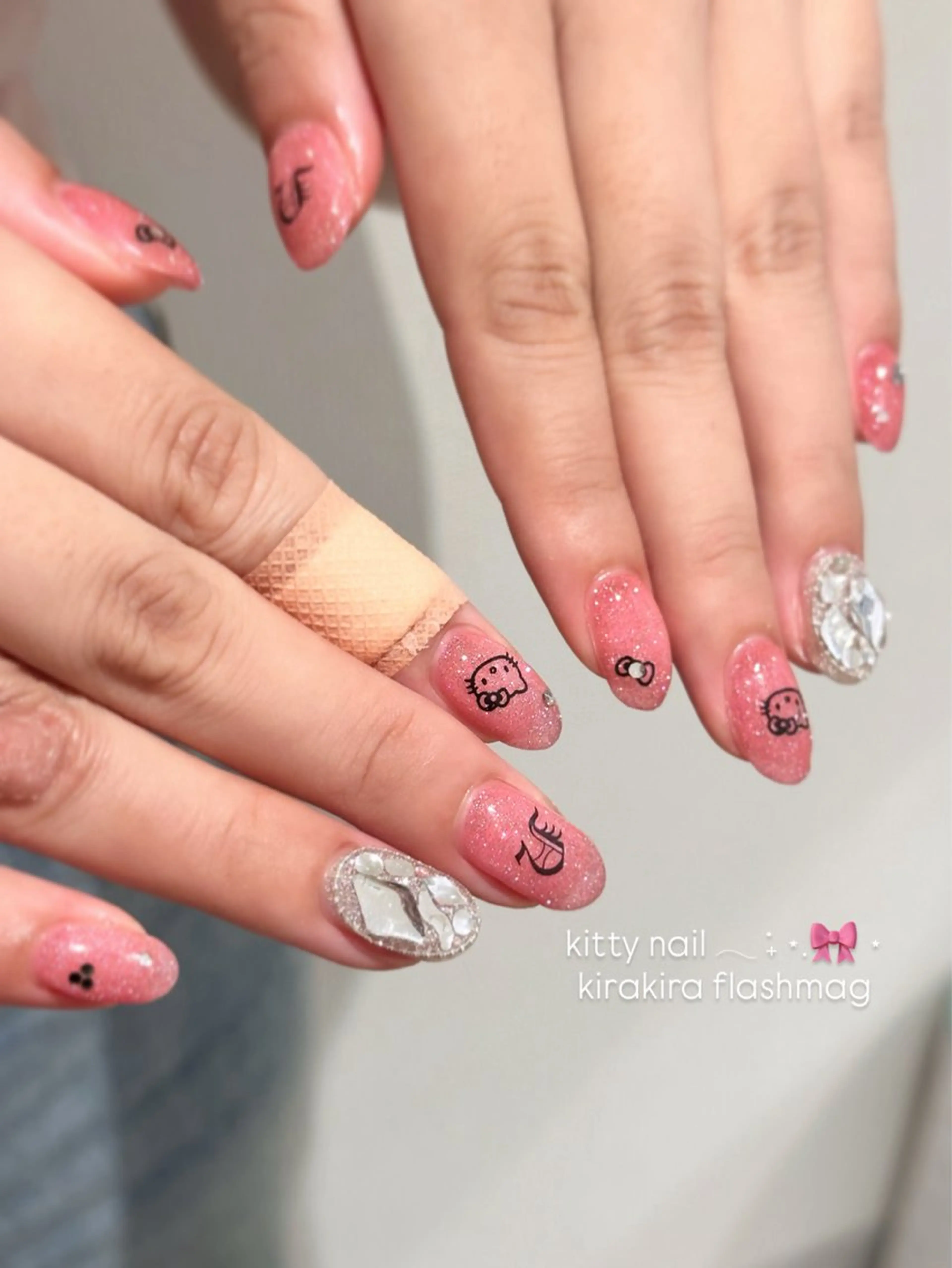 ネイル ハンドネイル 韓国𝐧𝐚𝐢𝐥 🇰🇷🤍コガヤマのネイルデザイン