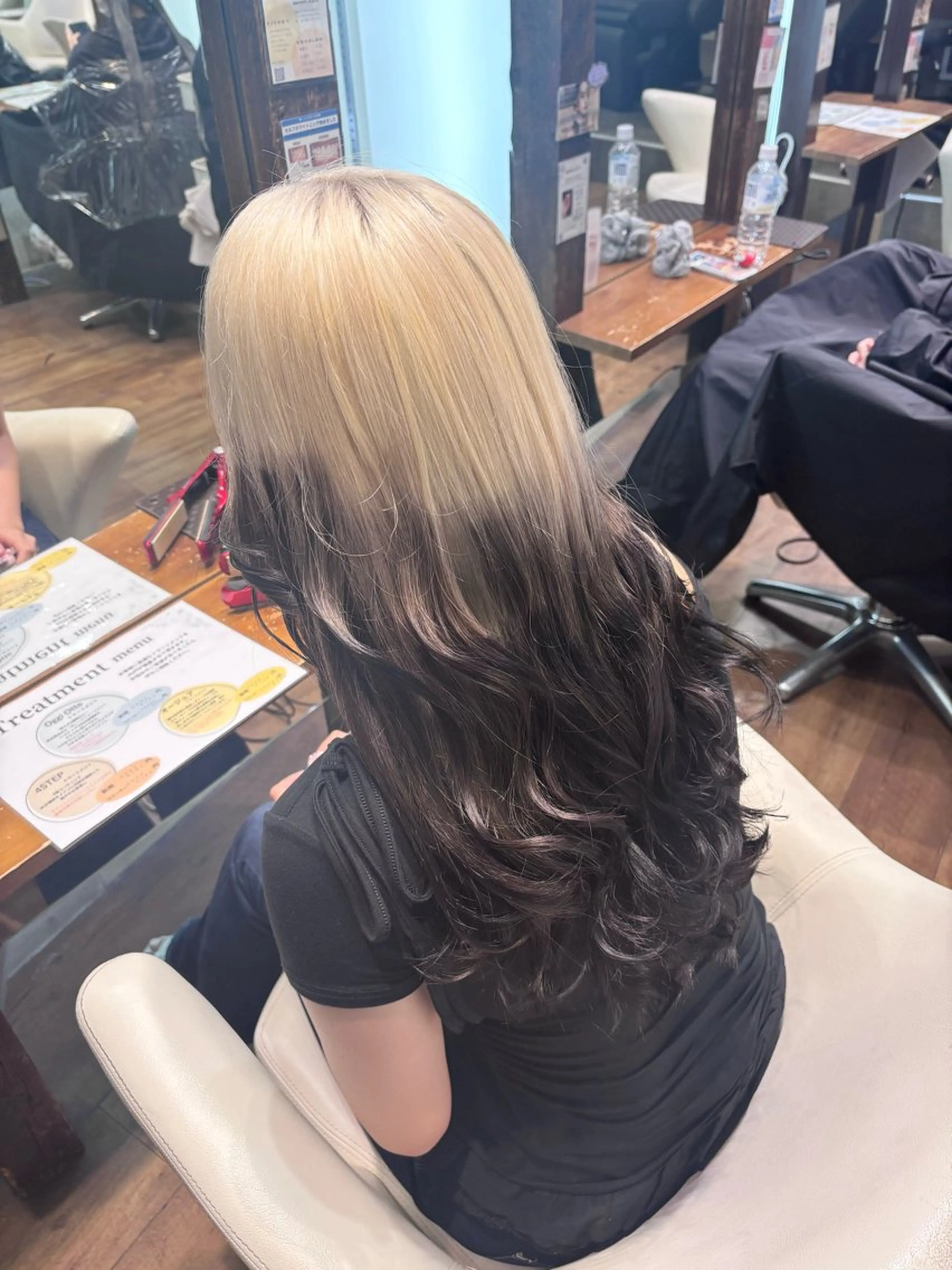 ロング カラー ヘアカラー トリートメント ヘッドスパ 🦋ハイトーン/ ブリーチ🥀森山陽向のヘアスタイル