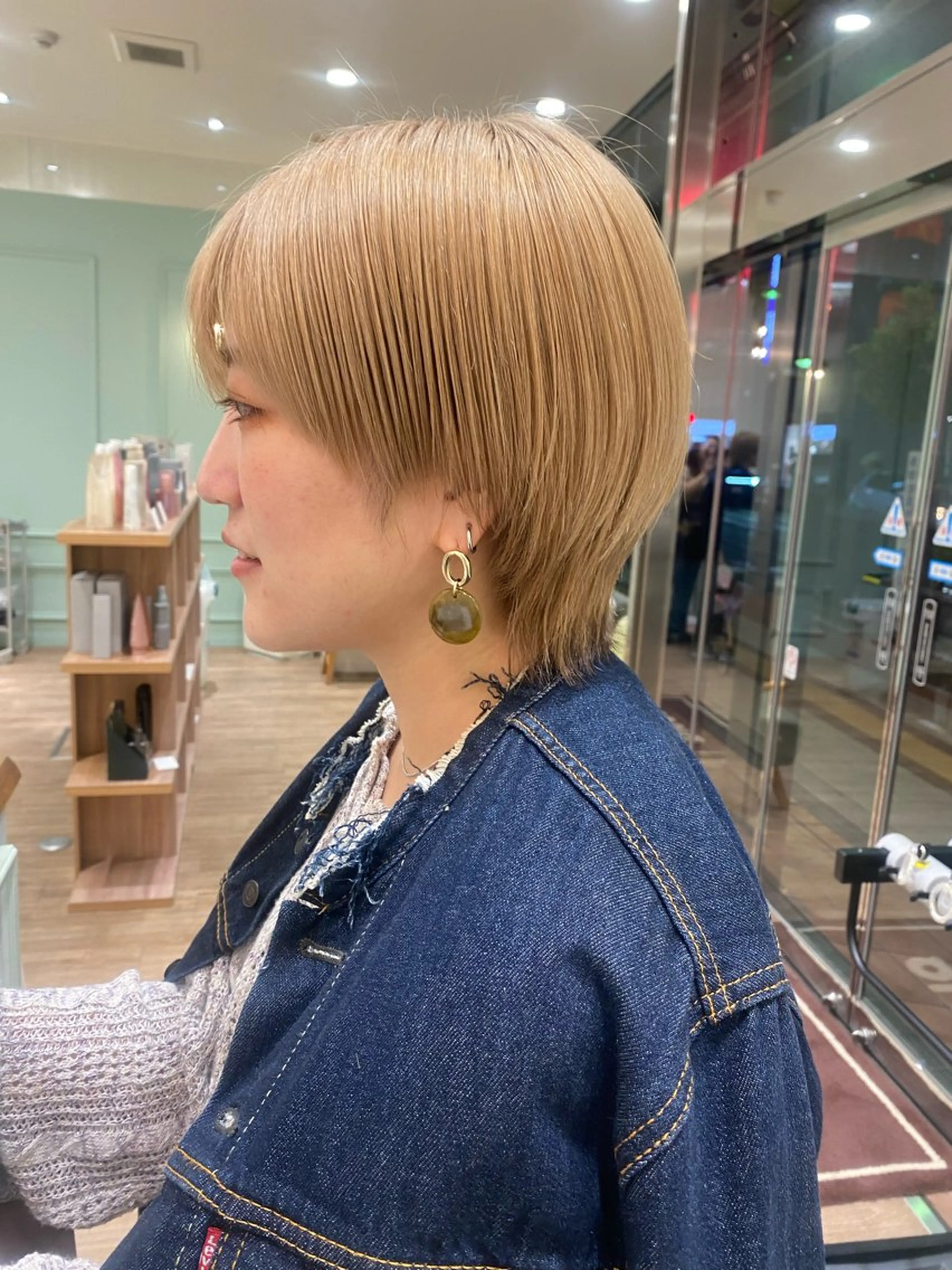 ショート ショートヘア ウルフカット 金山 友香🕊のヘアスタイル