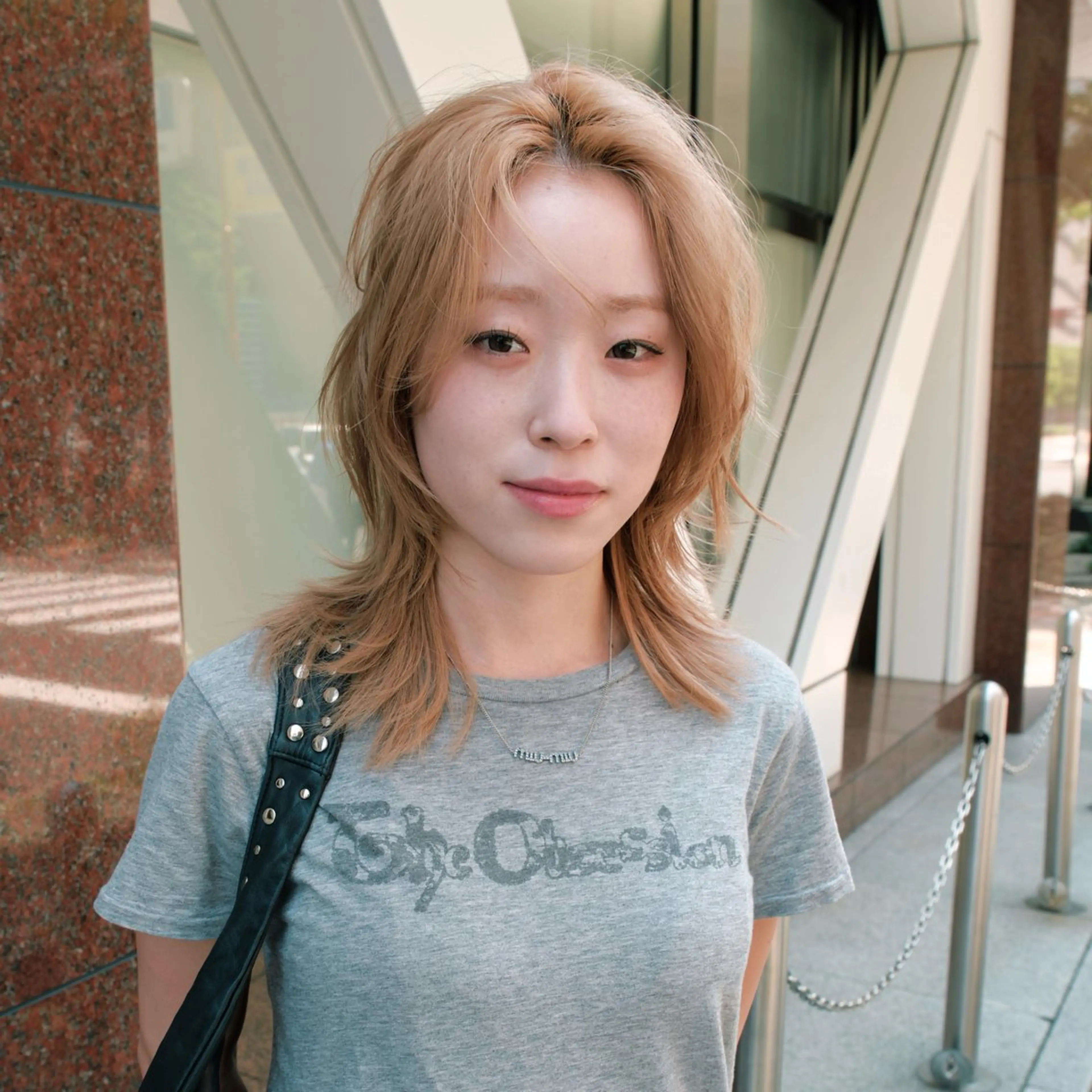 ミディアム くびれヘア レイヤーカット カット トリートメント 東山 涼嘉のヘアスタイル