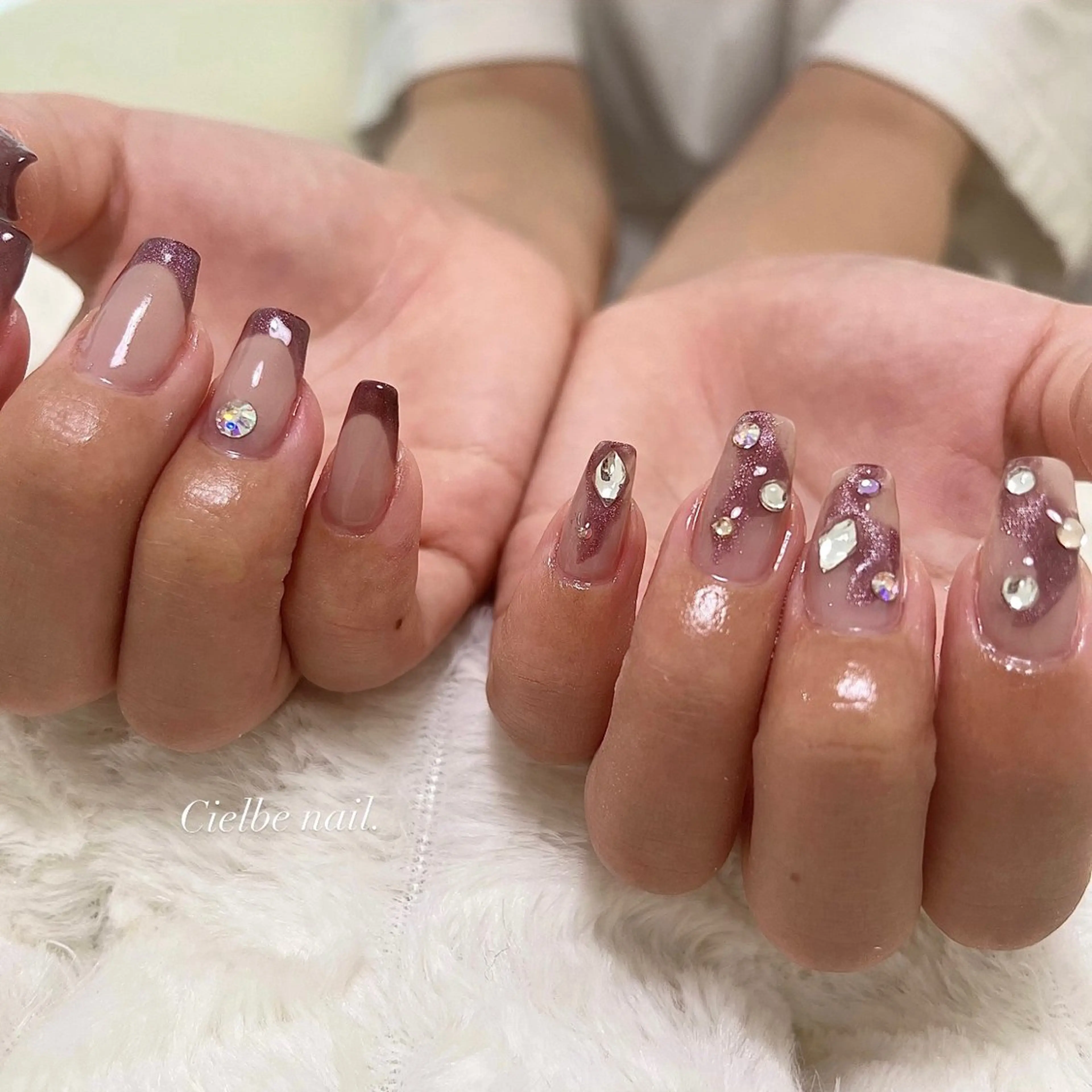 ネイル アートネイル フレンチネイル マグネットネイル 持ち込み パープル ハンドネイル cielbe nailのネイルデザイン