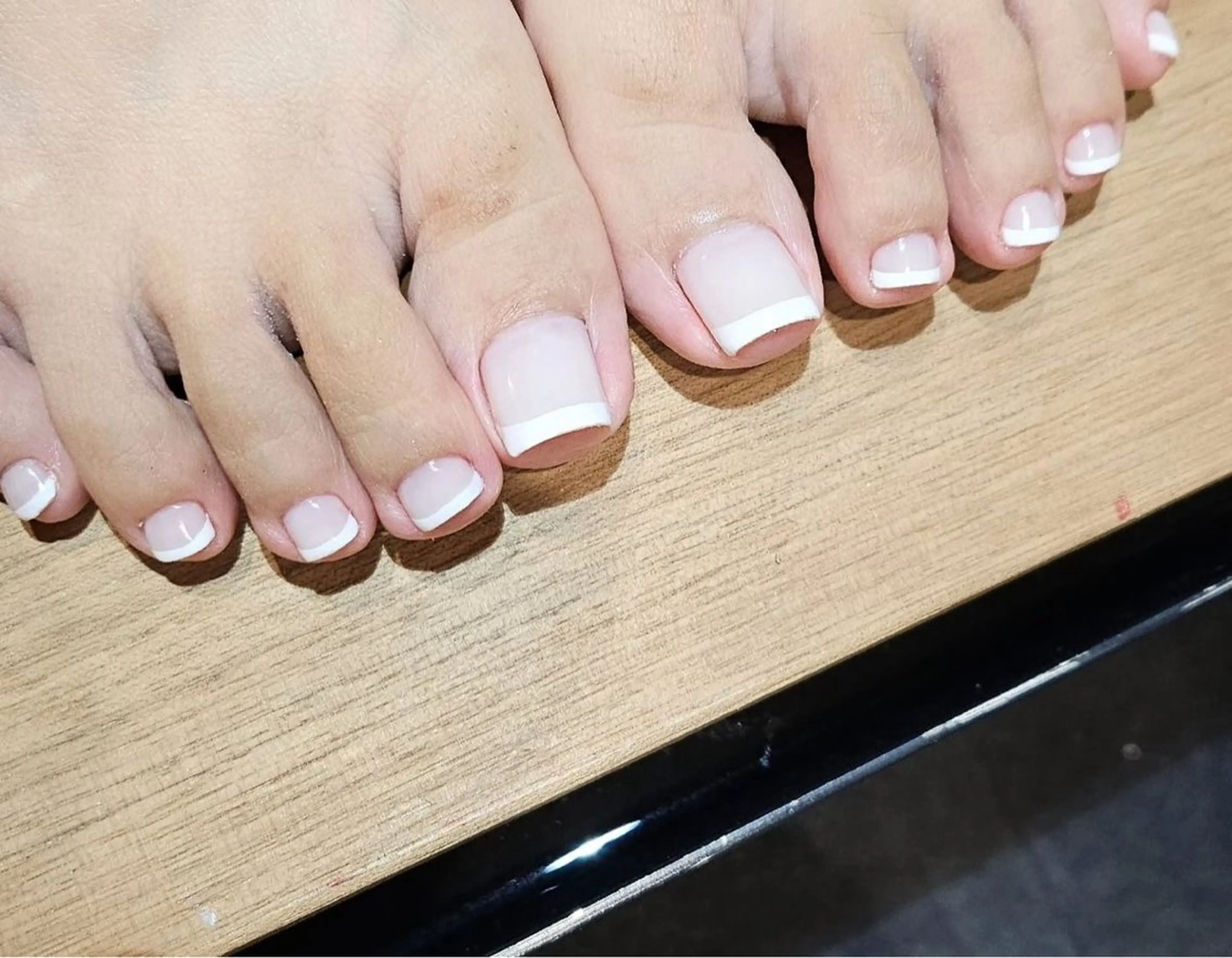 【フットネイル】フレンチネイルの写真