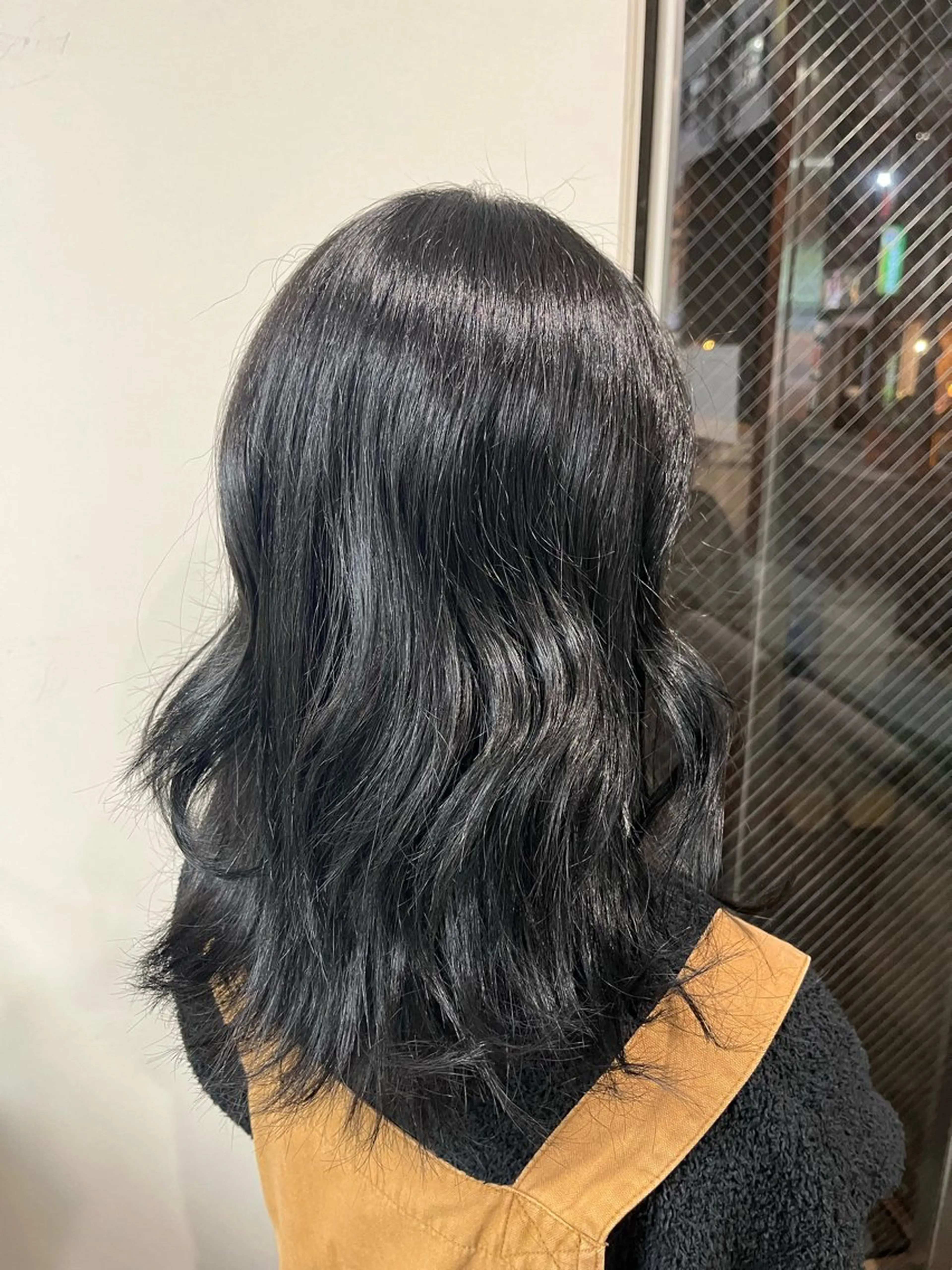 セミロング ☘️上村 ☘️髪質 改善/透明感カラーのヘアスタイル