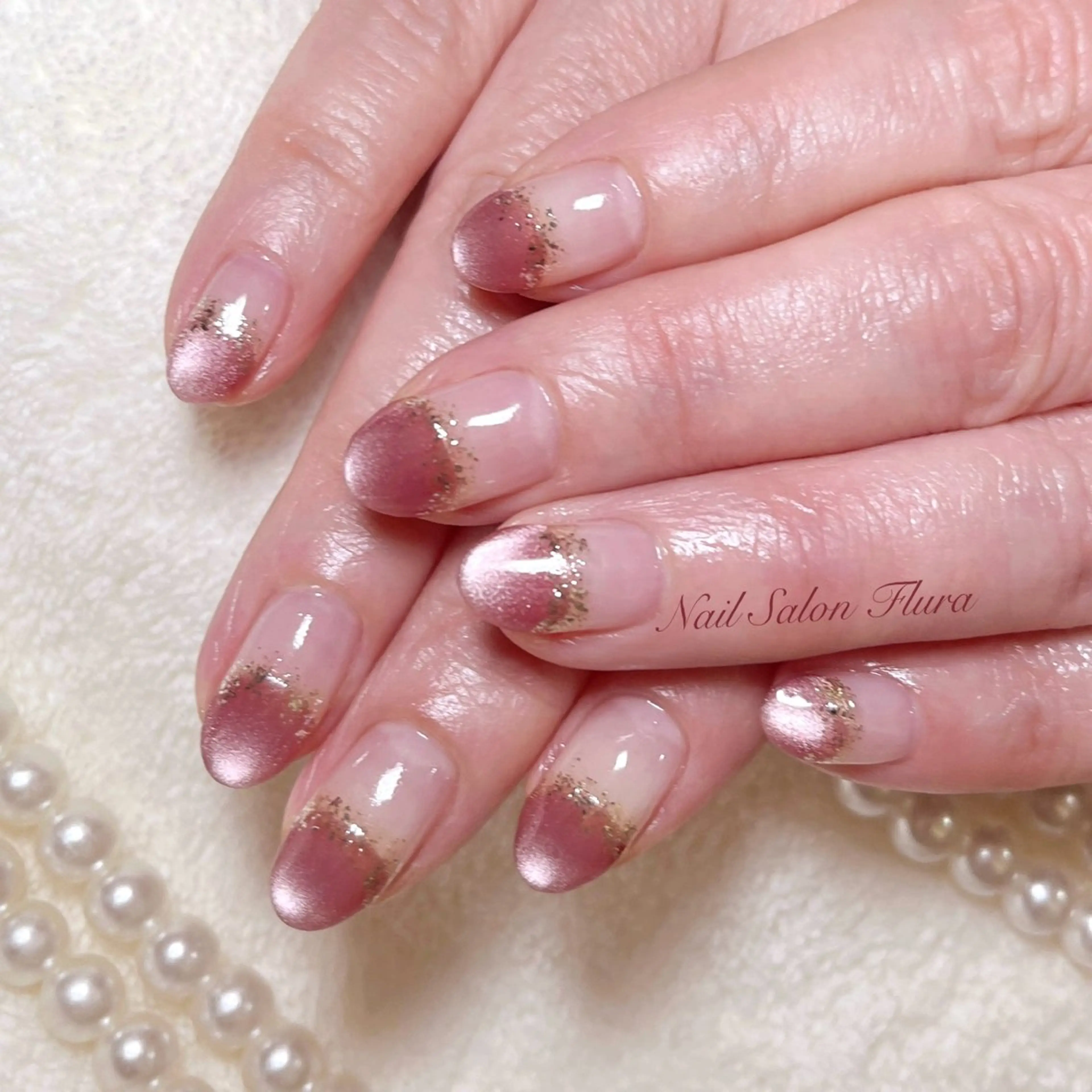 ネイル マグネットネイル NailSalon Fluraのネイルデザイン