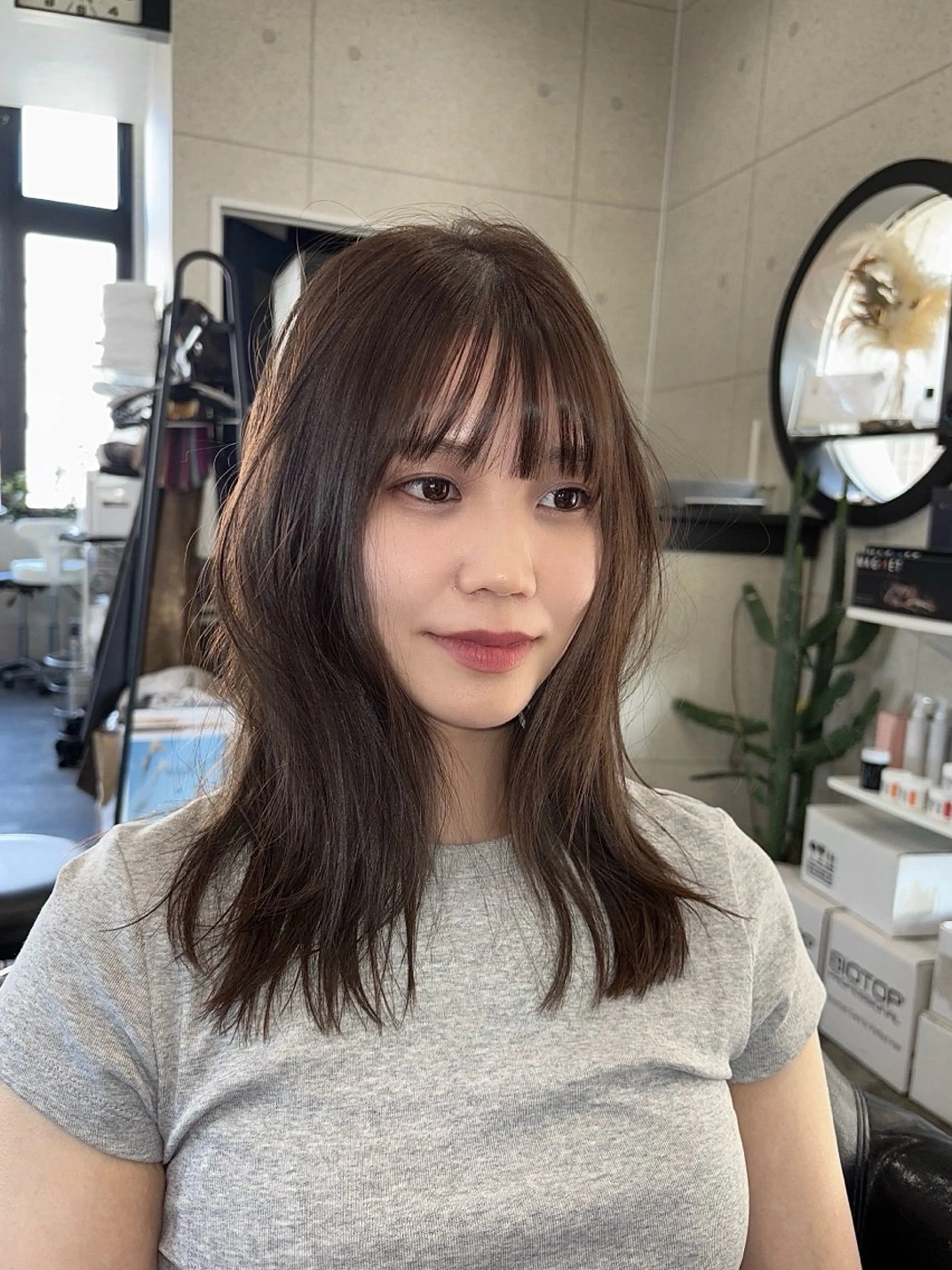 ミディアム STAYGOLD⭐️ NANAMIのヘアスタイル
