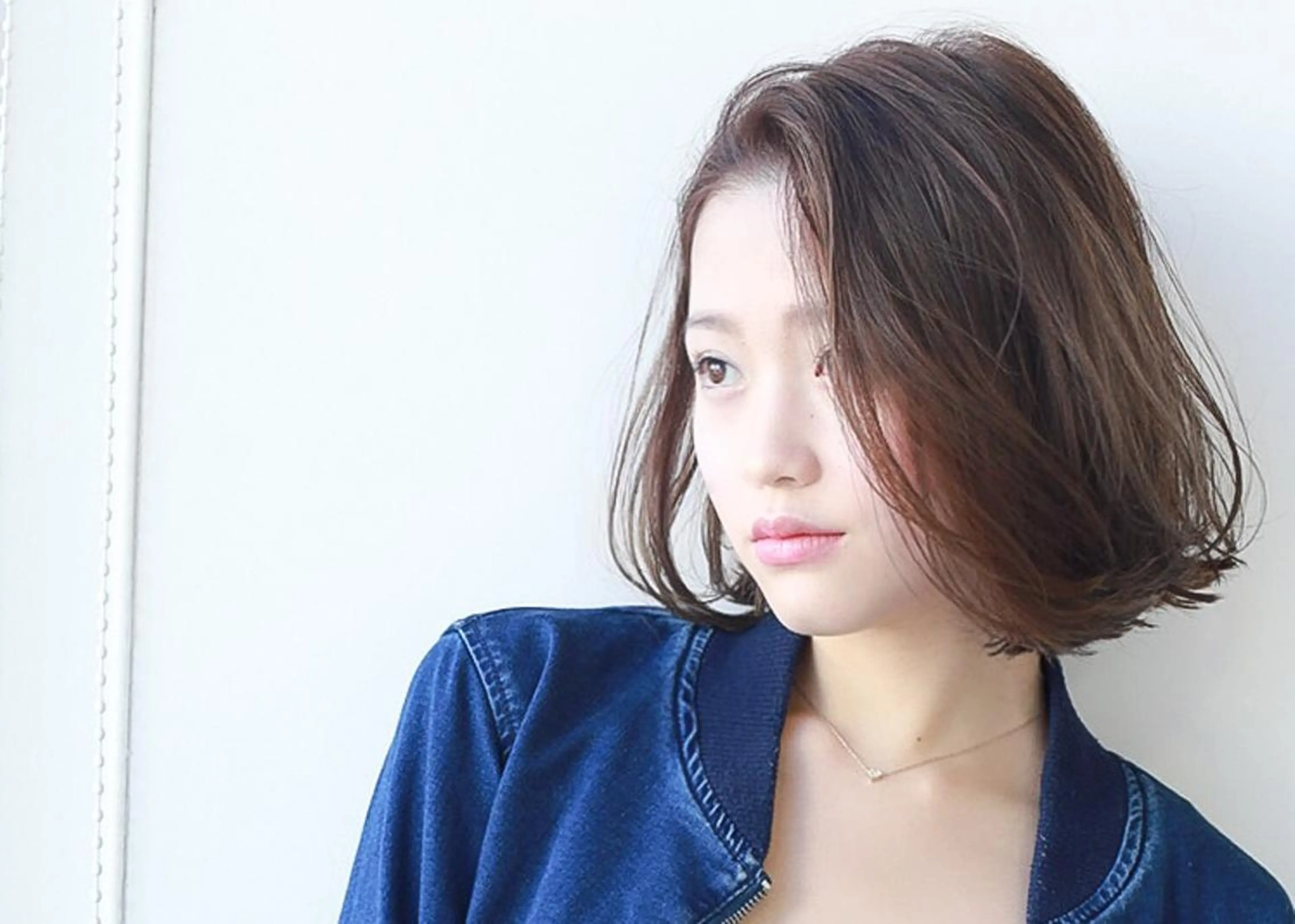 ショート カラー アッシュ ベージュカラー 透明感カラー ハイライトカラー ボブ 中山 天地のヘアスタイル