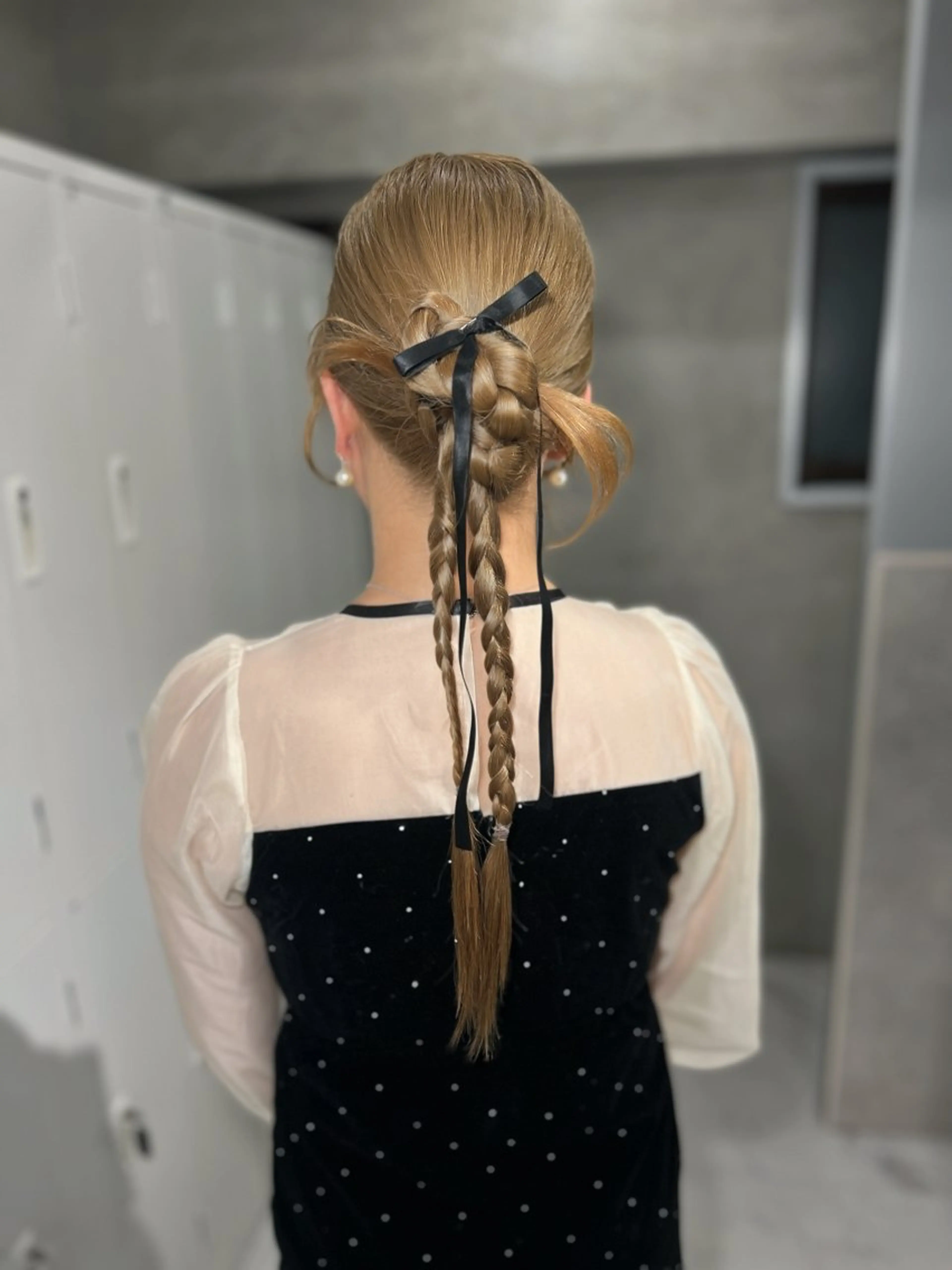 ヘアアレンジ ️💜akari💜 ハイトーン/レイヤーのヘアスタイル