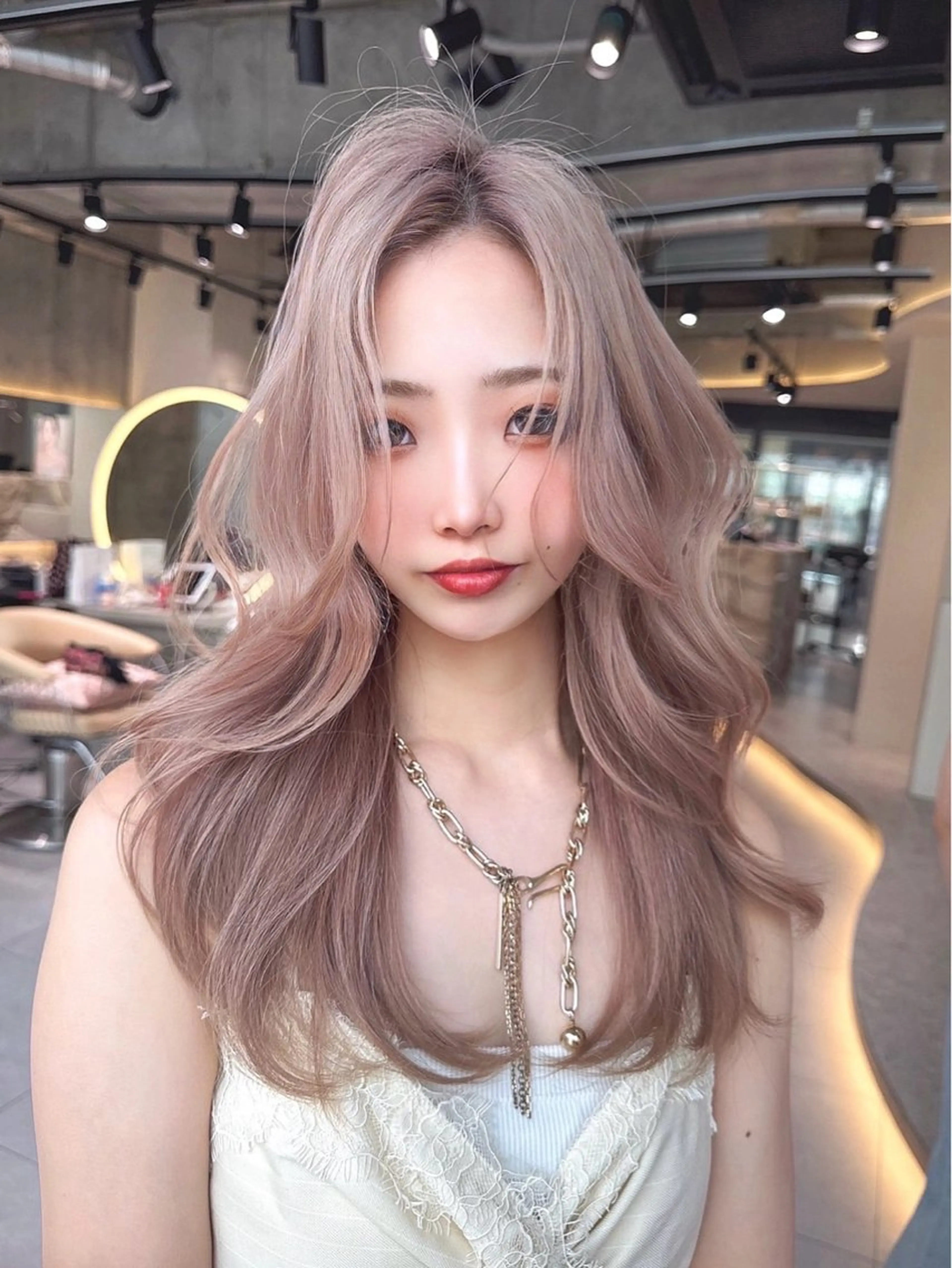 ロング ヘアカラー トリートメント MOMOHA/ 🍑レイヤーカットのヘアスタイル