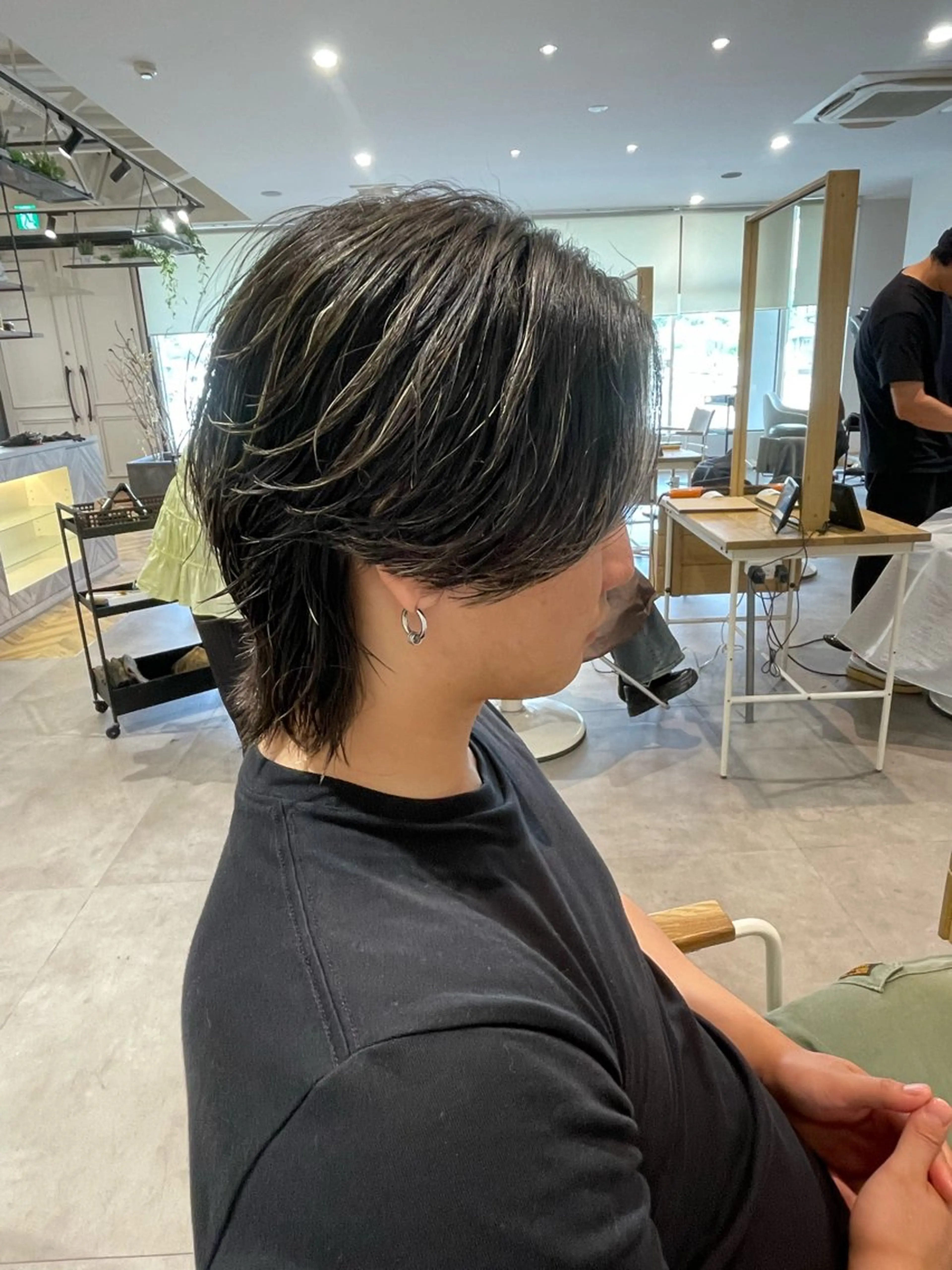 ミディアム 樋口 令惟のヘアスタイル