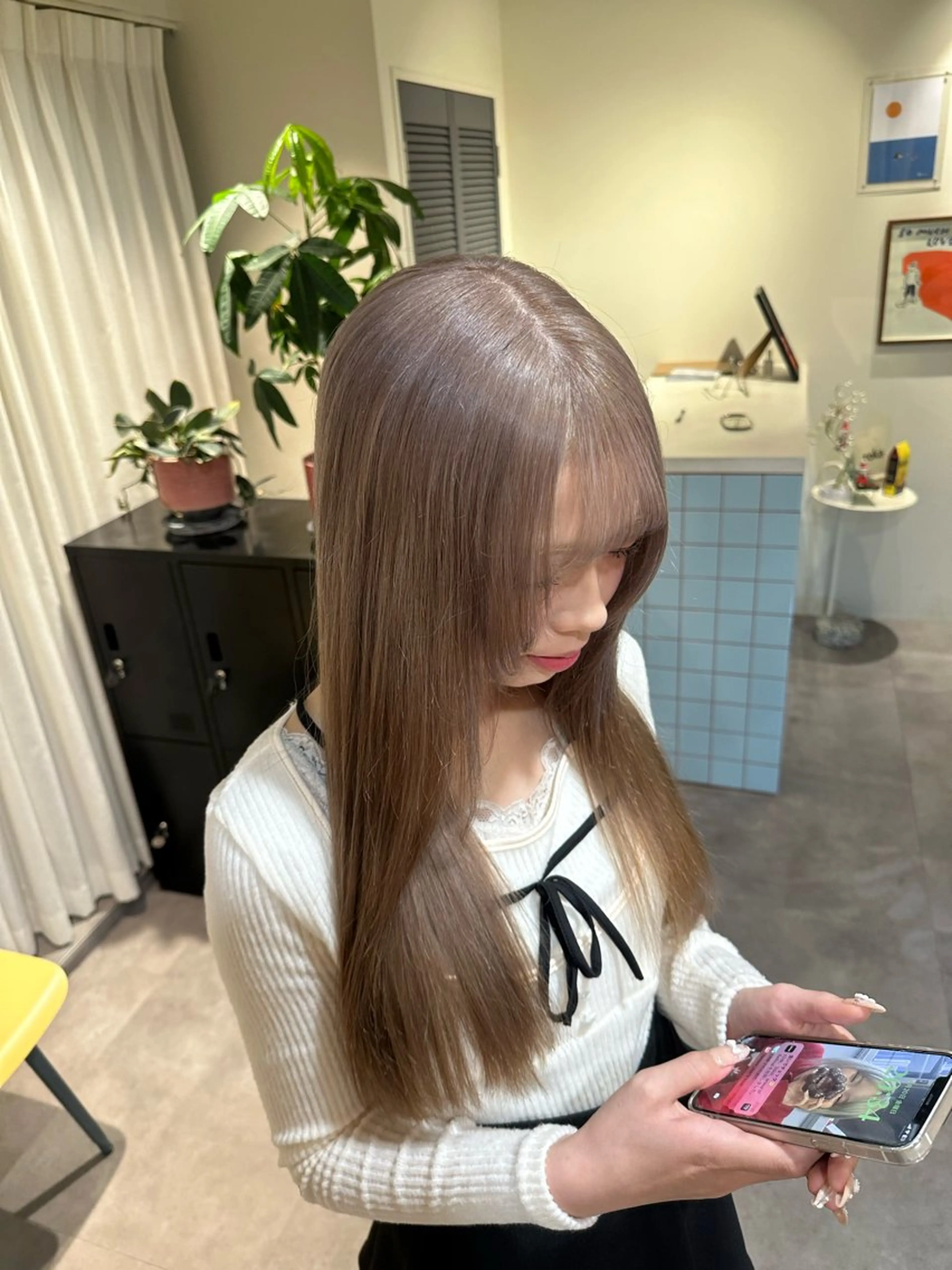 ロング カラー ヘアカラー HANAME 原宿美容室のヘアスタイル