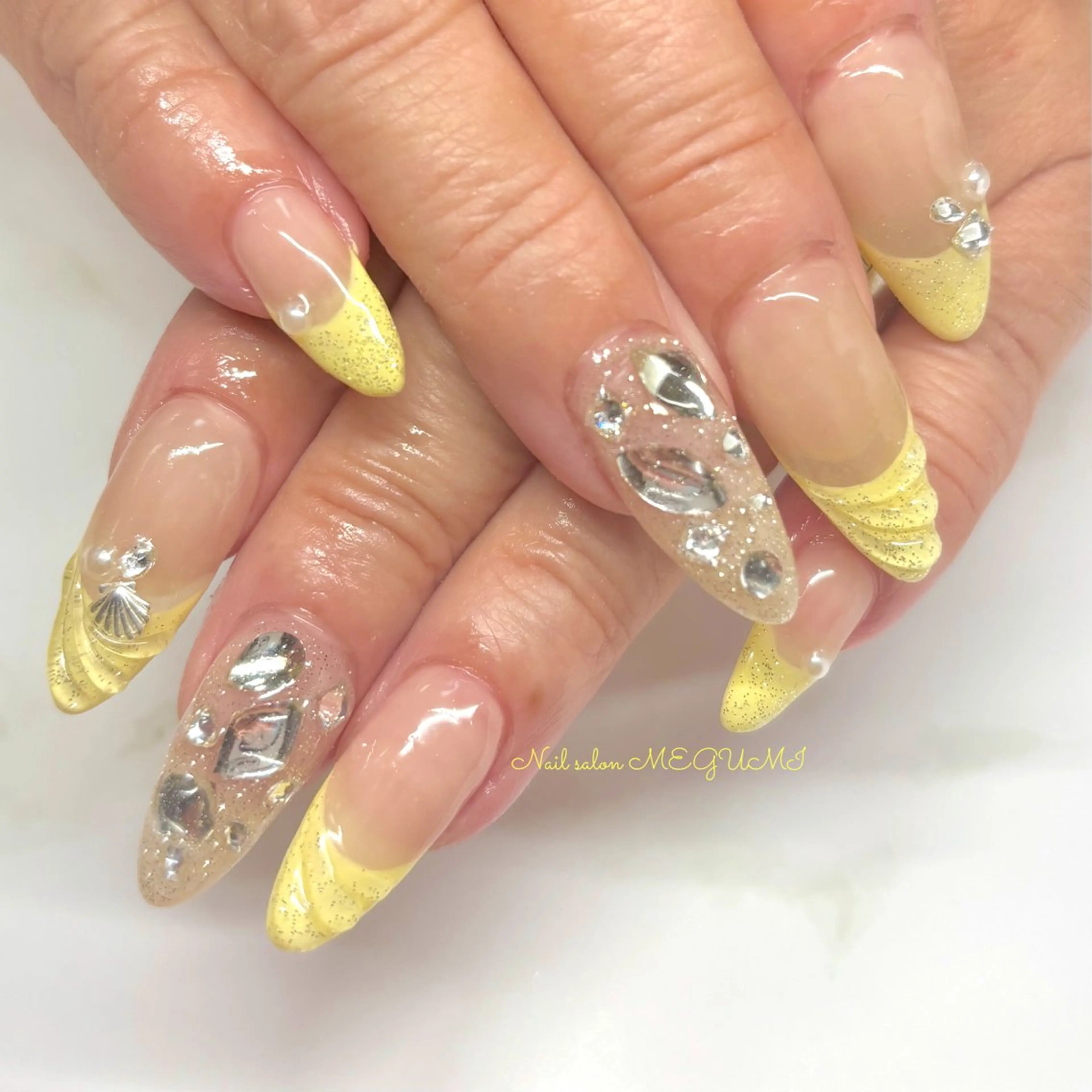 ネイル Nail salon MEGUMIのネイルデザイン