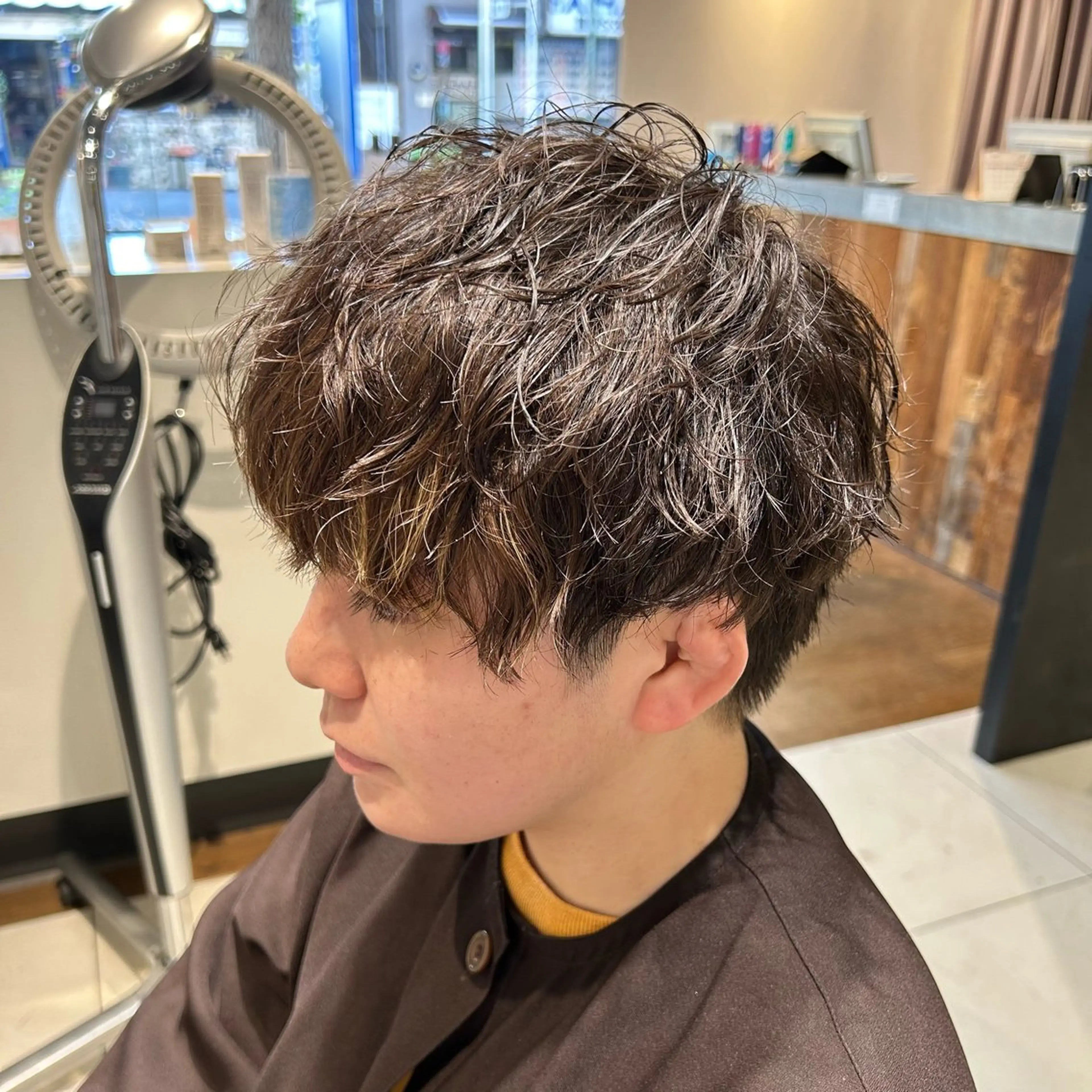 パーマ メンズ メンズパーマ ツイストスパイラルパーマ スパイラルパーマ カット パーマ メンズパーマは私一択 佐藤有紀のヘアスタイル