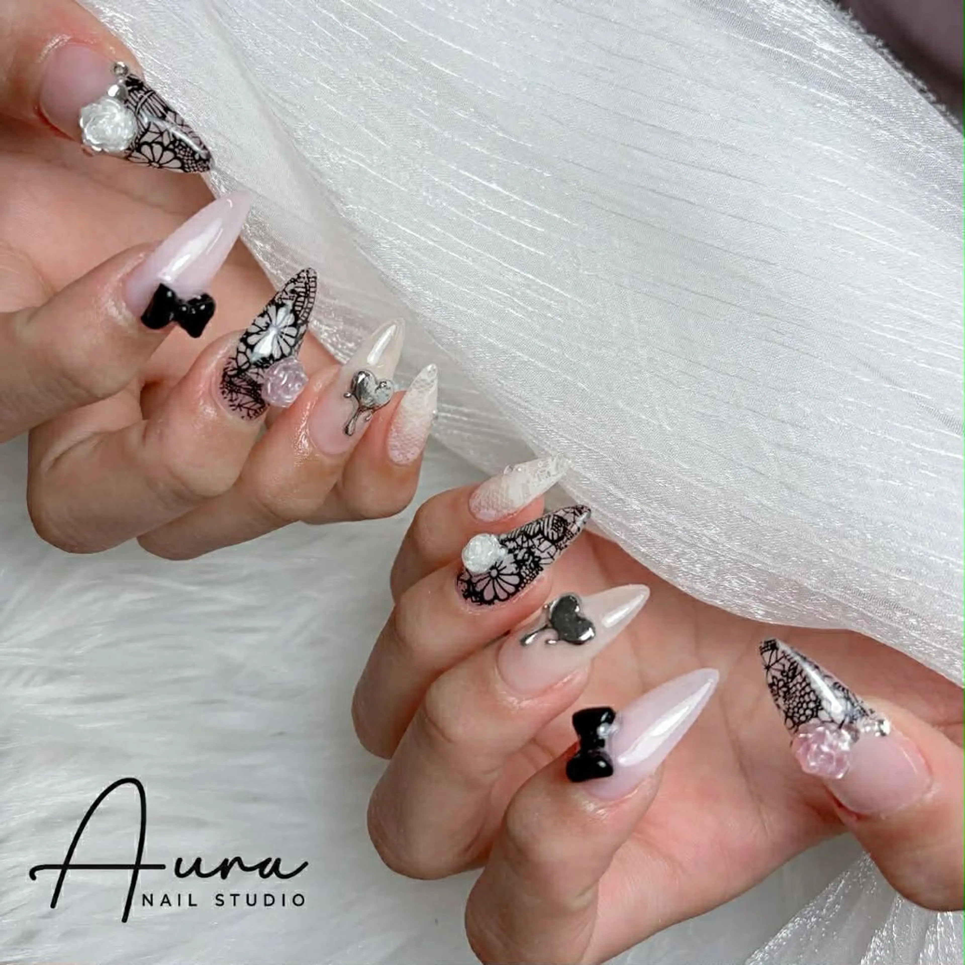 ネイル ハンドネイル Aura Nail HanNaのネイルデザイン
