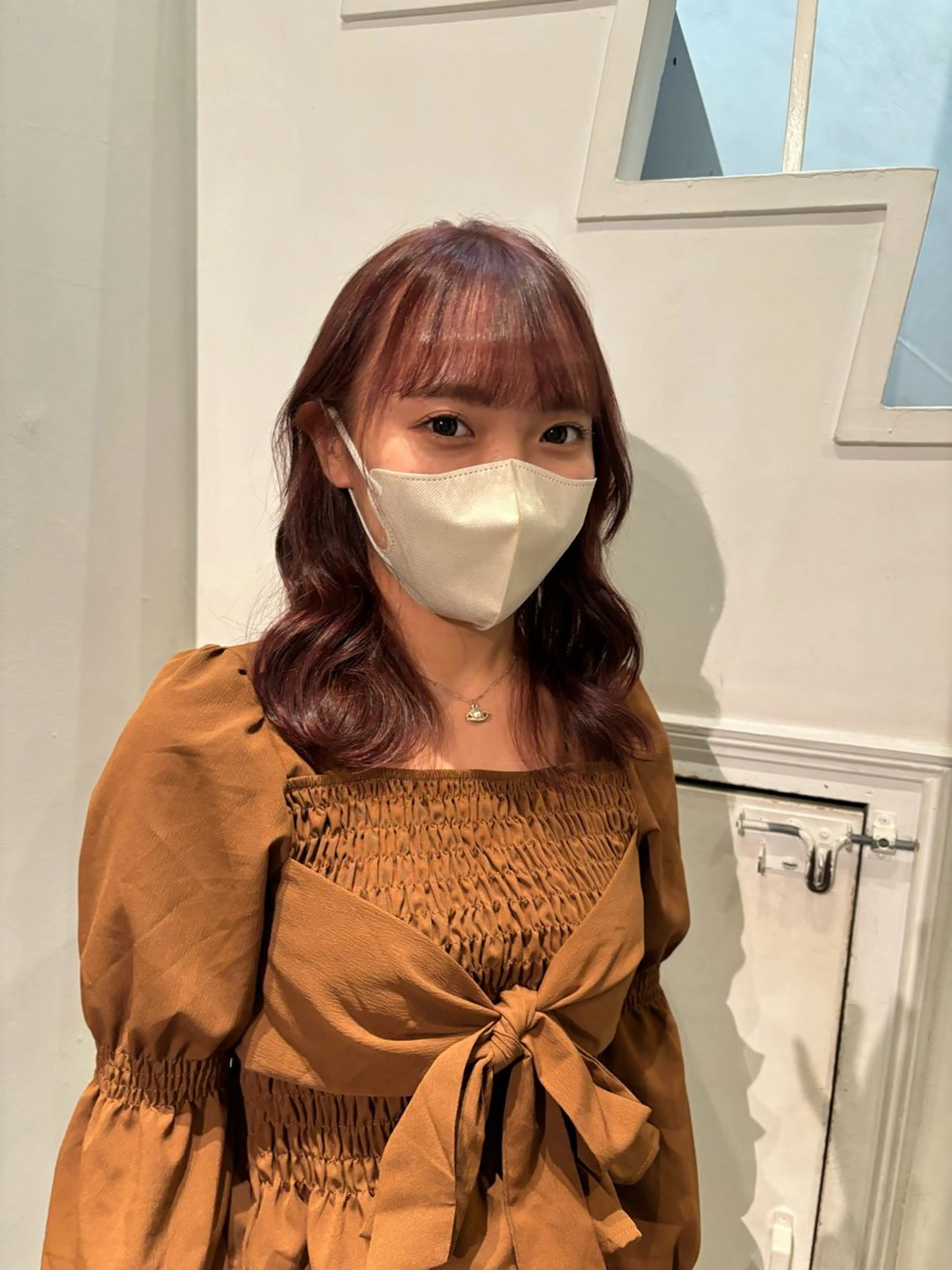 ミディアム カラー ピンクカラー ヘアカラー ワタナベ イオリ🧼のヘアスタイル