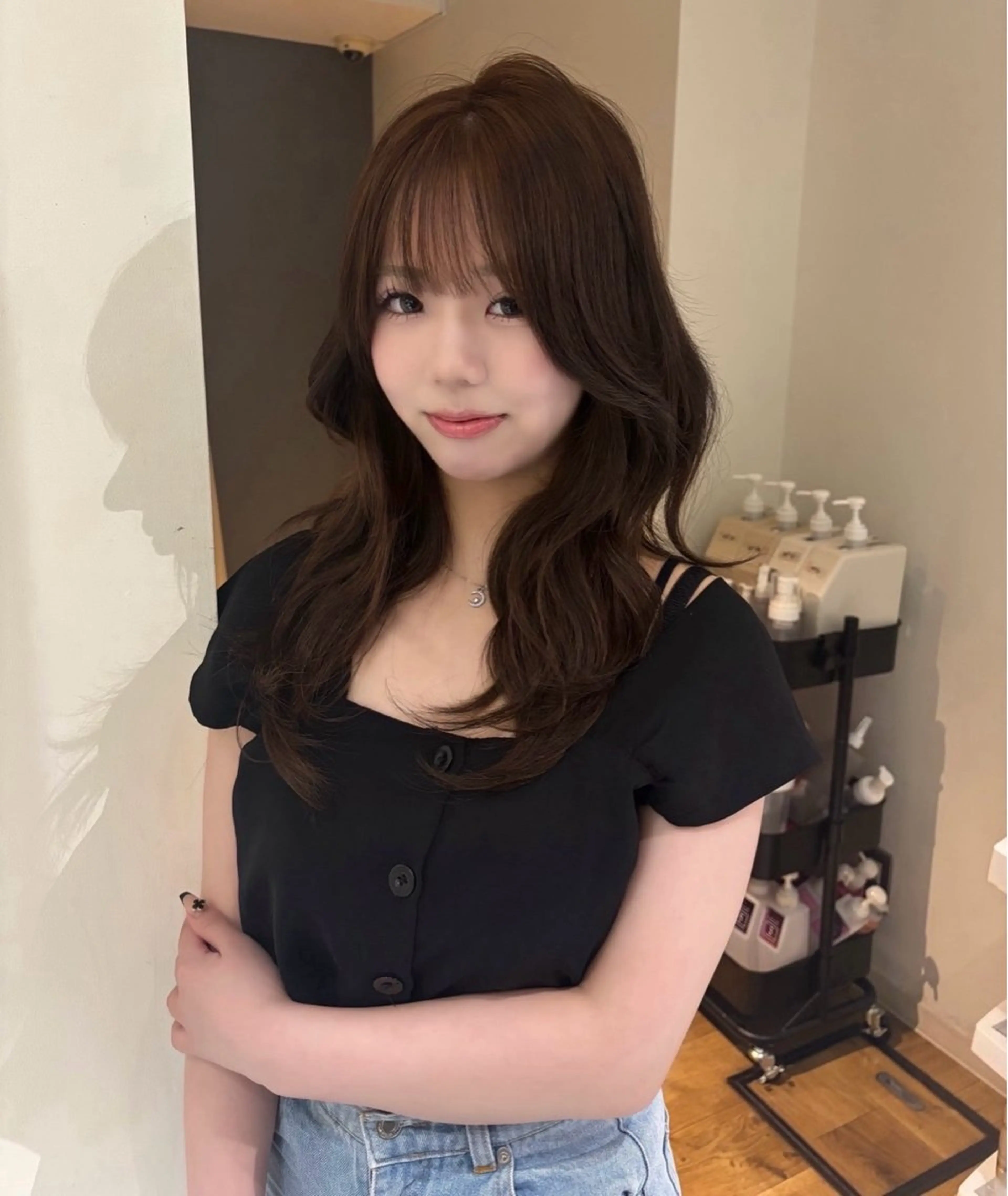 セミロング ヘアカラー issei 梅田ハイトーン⭐️のヘアスタイル