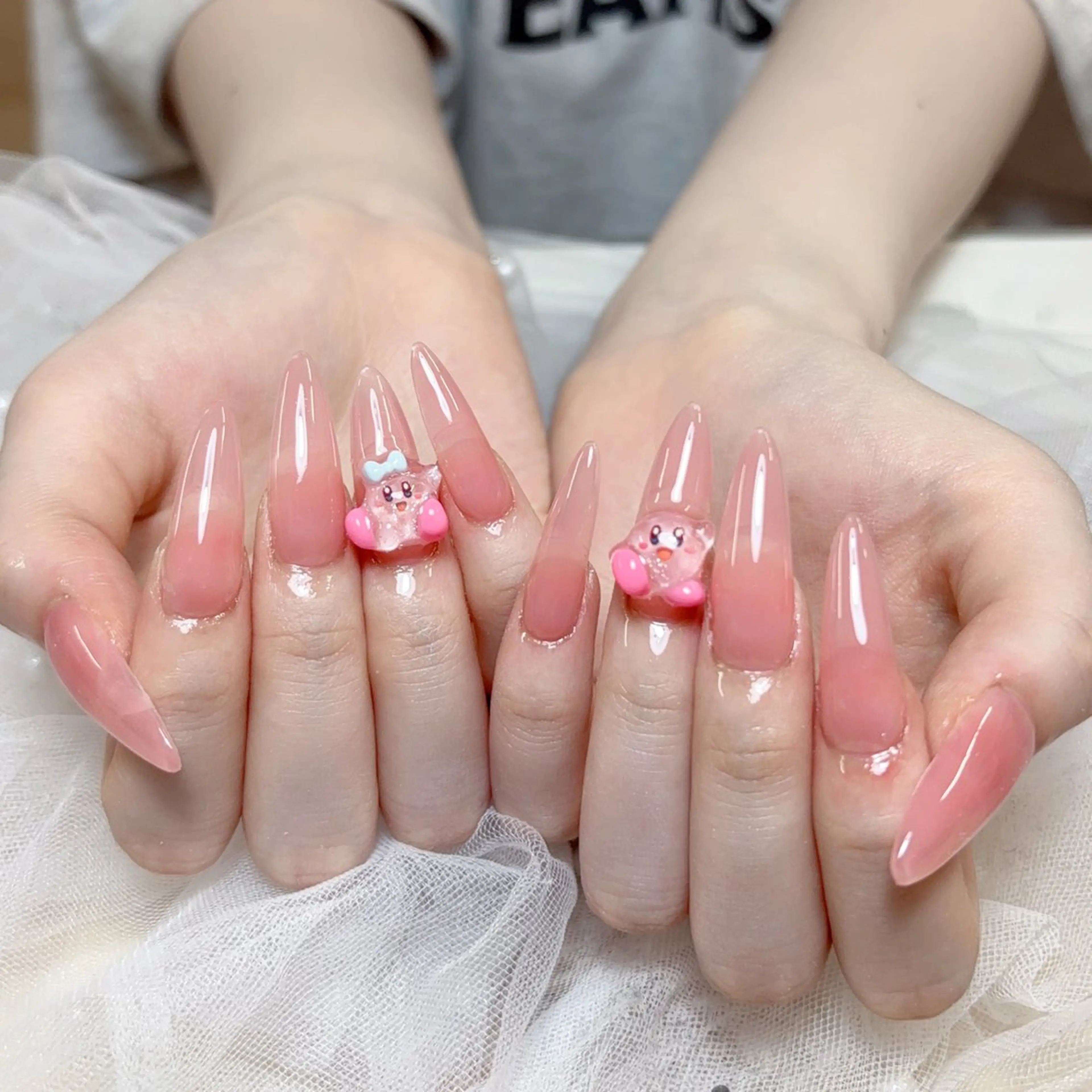 ネイル ハンドネイル 🎀kira 長さだし💗モチ最高のネイルデザイン