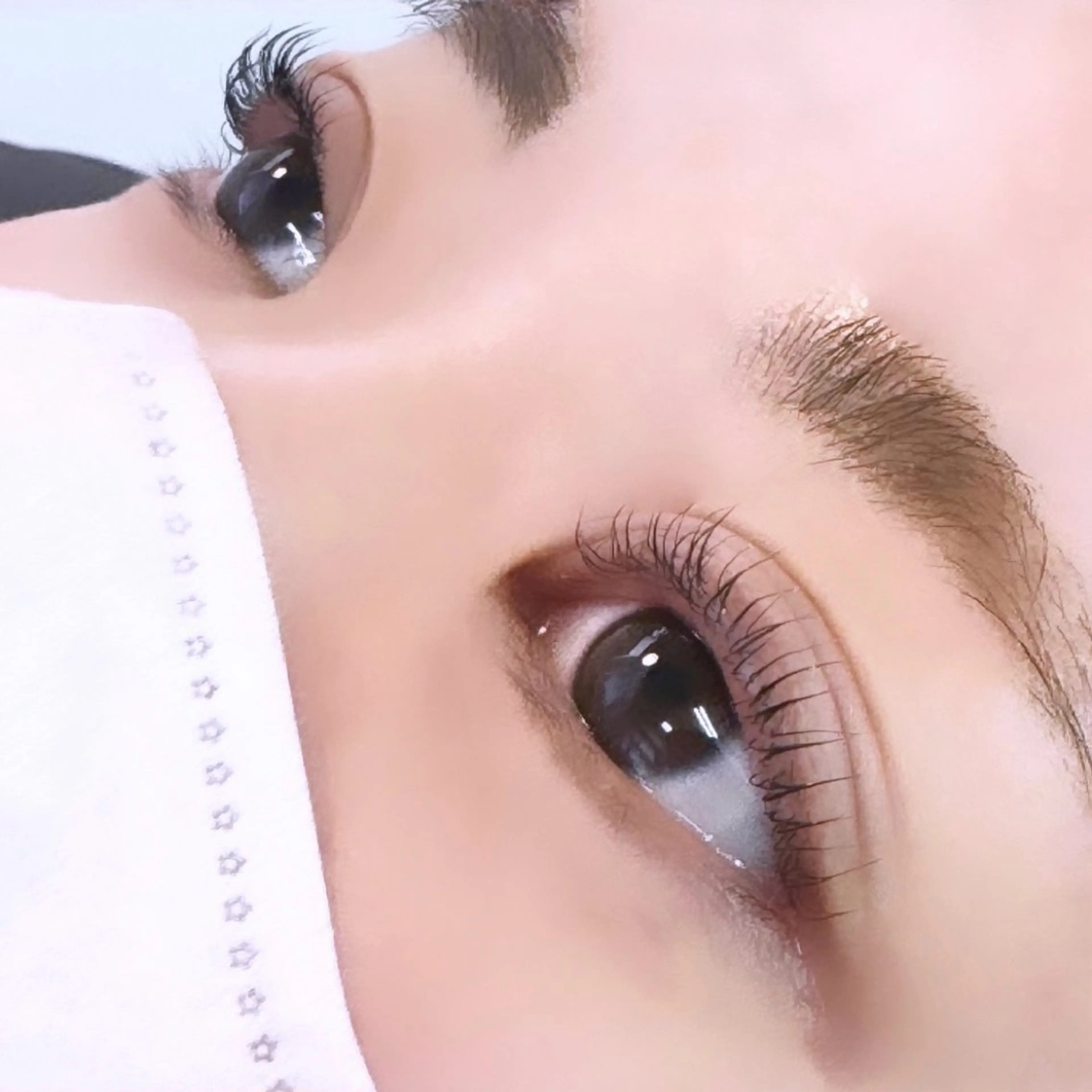 マツエク・マツパ こすが あかり/ ダブルカラー🩷のヘアスタイル