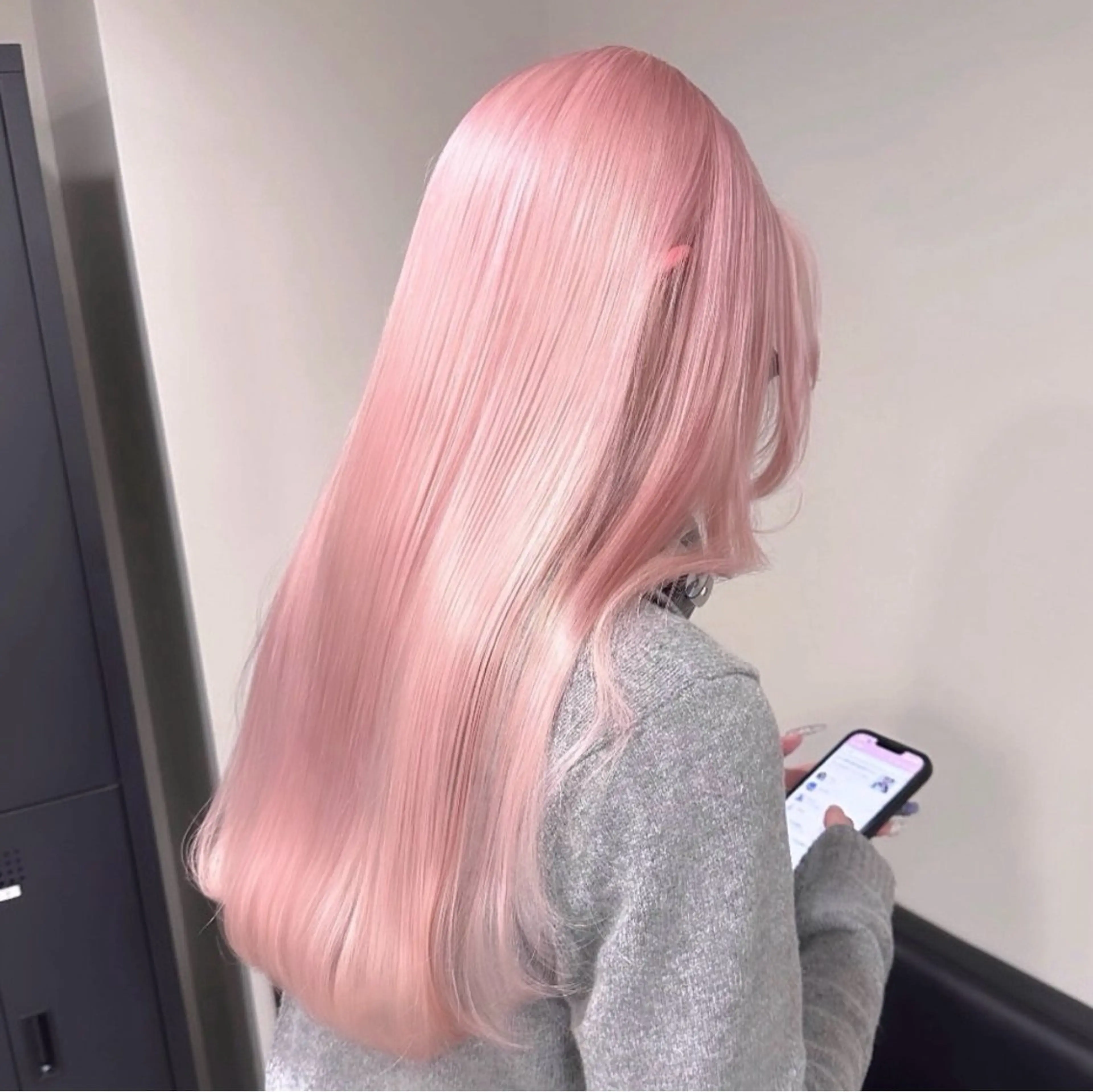 カラー 佐藤 心風のヘアスタイル