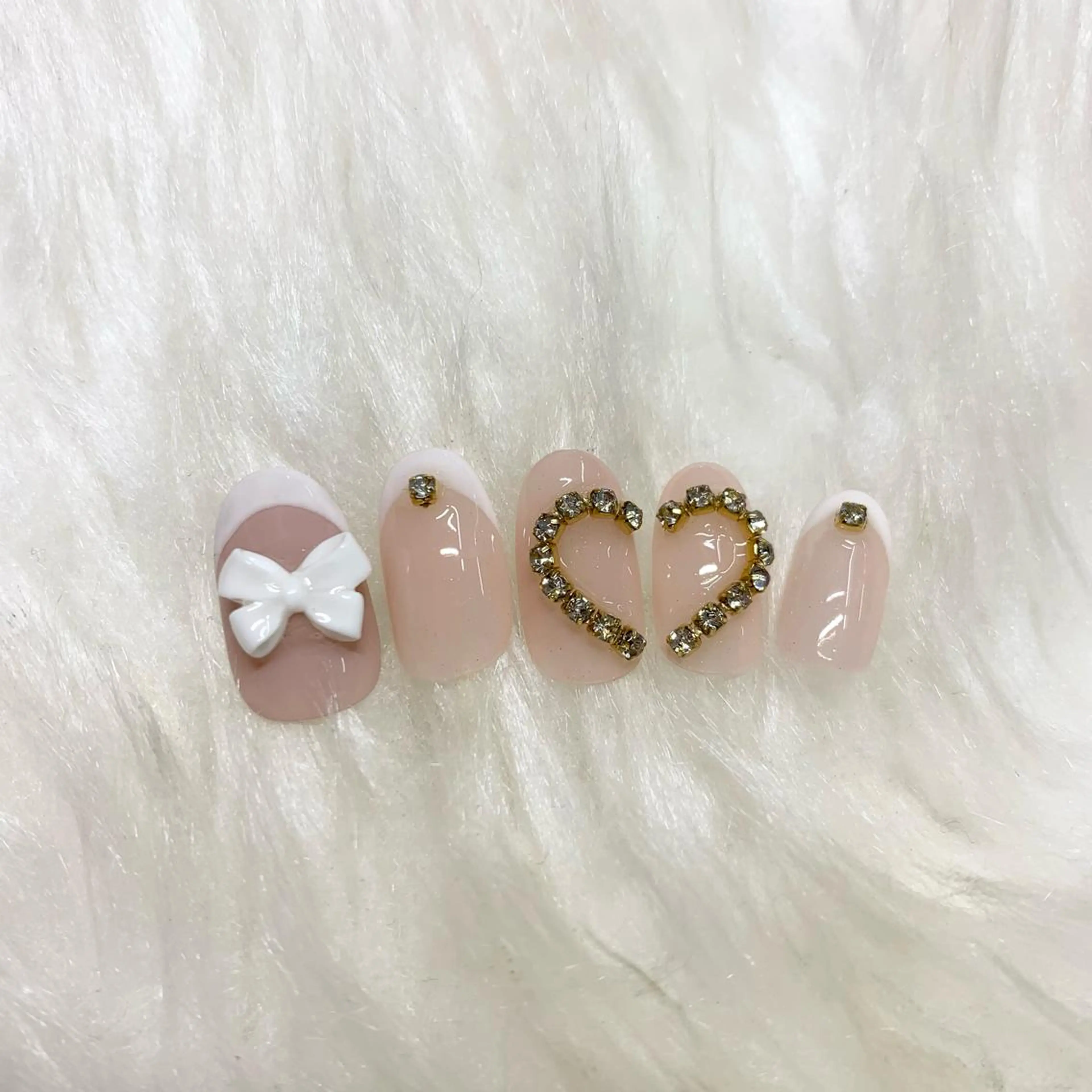 ネイル pomynail 🎀 natsuのネイルデザイン